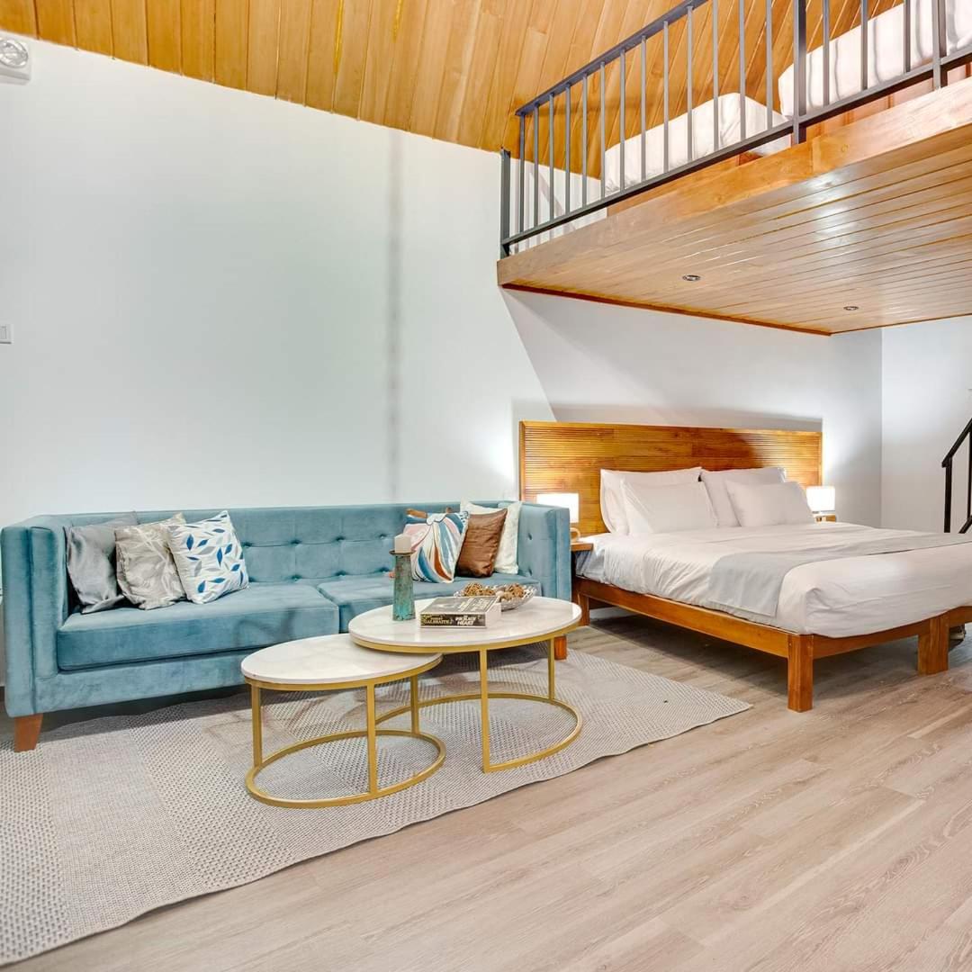 Family Room photo 2