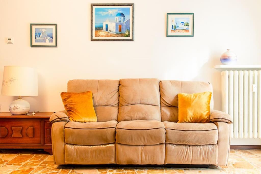 Three-Bedroom Apartment photo 1