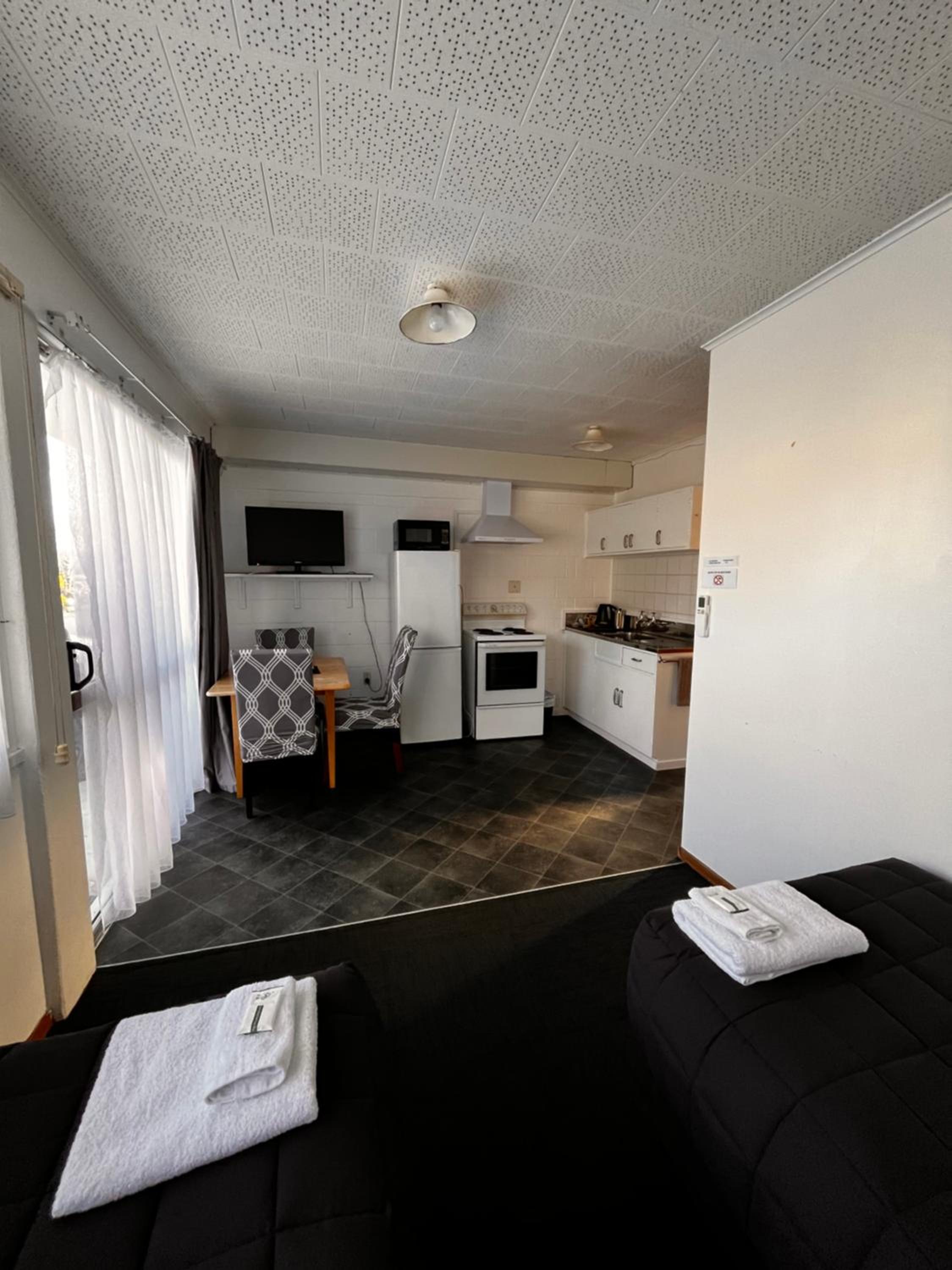 Family Room - Photo 1