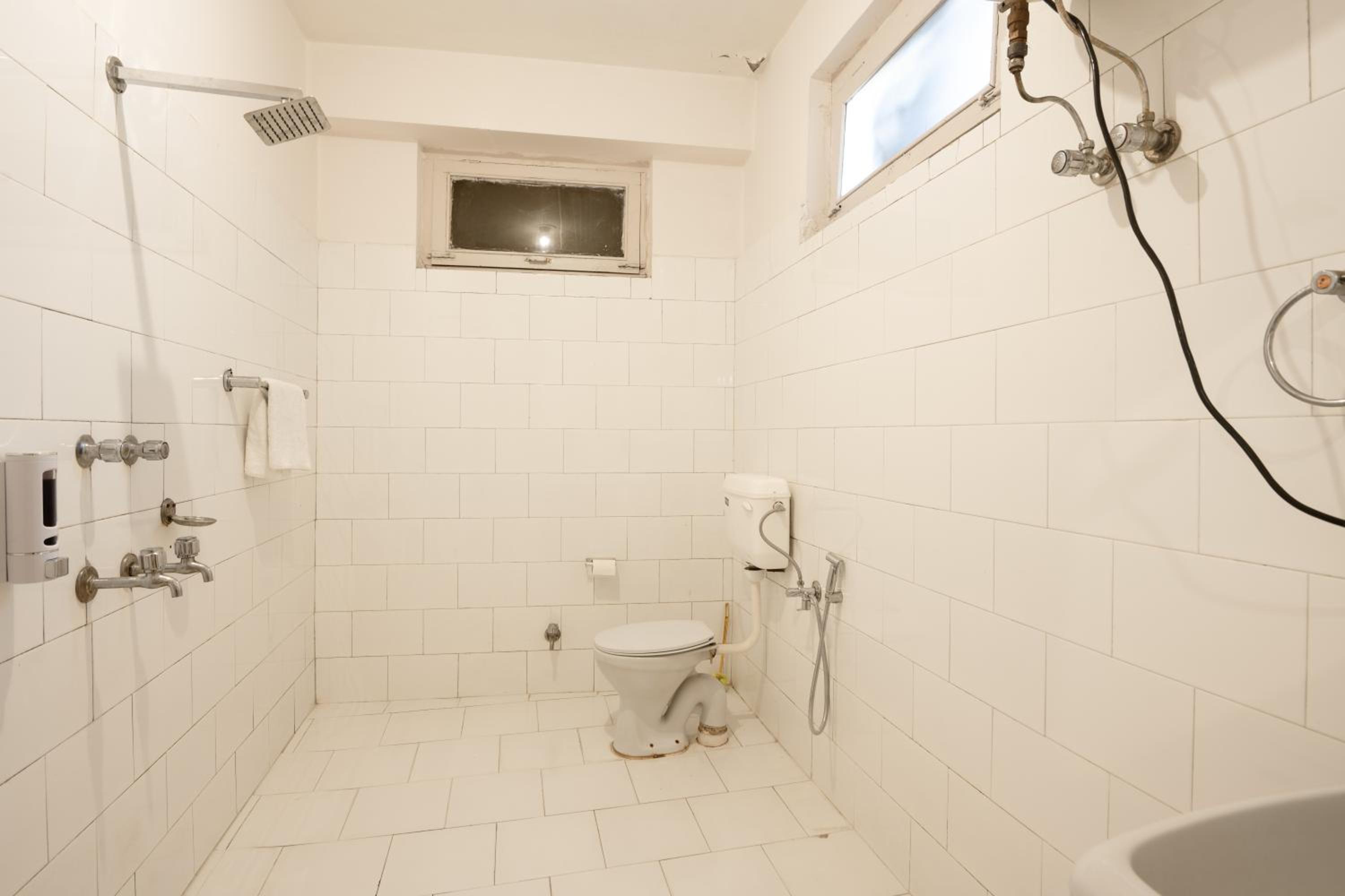Deluxe Quadruple Room - Photo 9