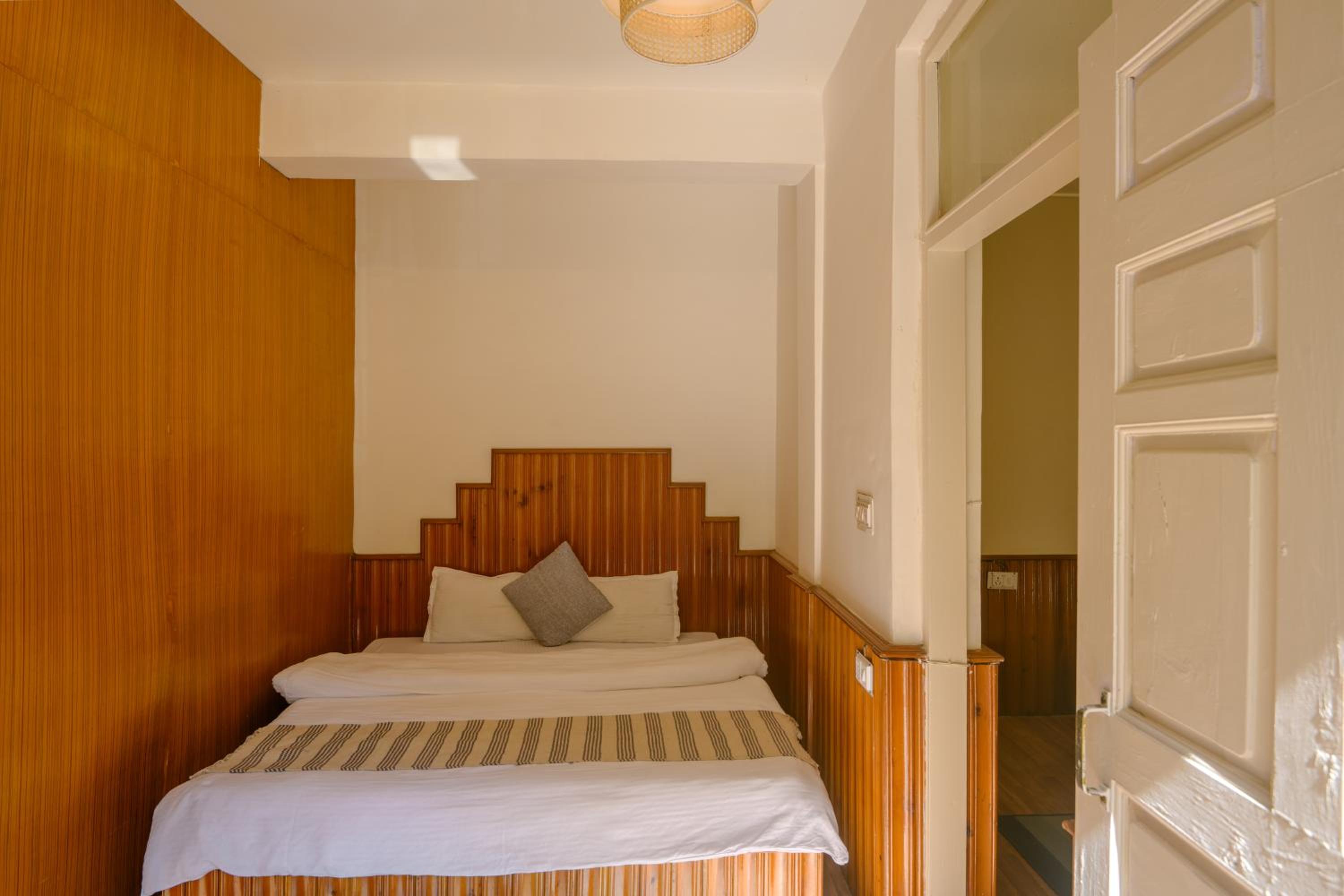 Deluxe Quadruple Room - Photo 13