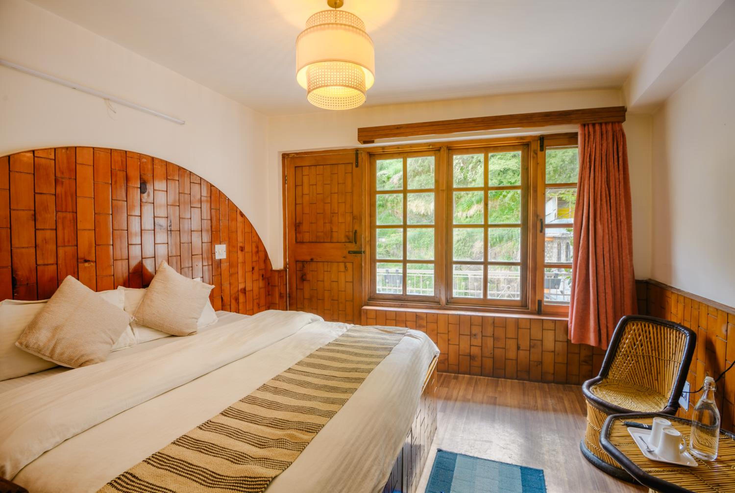 Deluxe Double Room - Photo 15