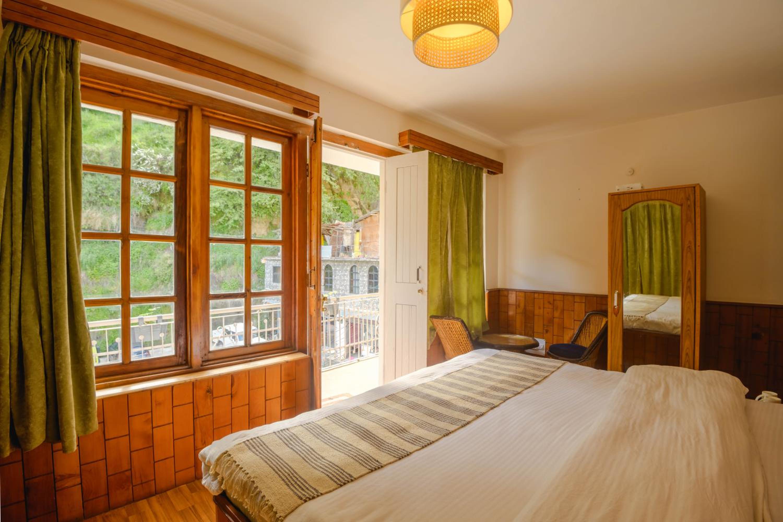 Deluxe Double Room - Photo 6