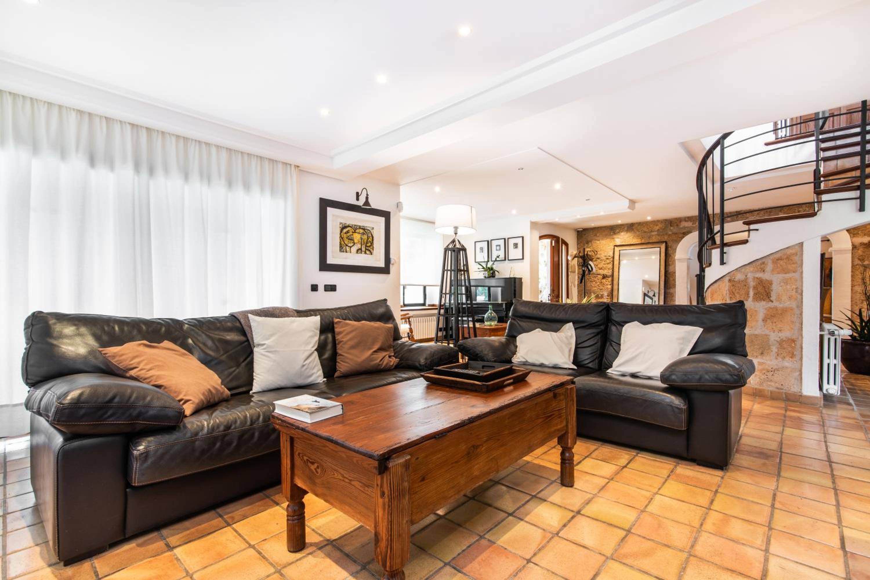 Villa de Cuatro Habitaciones