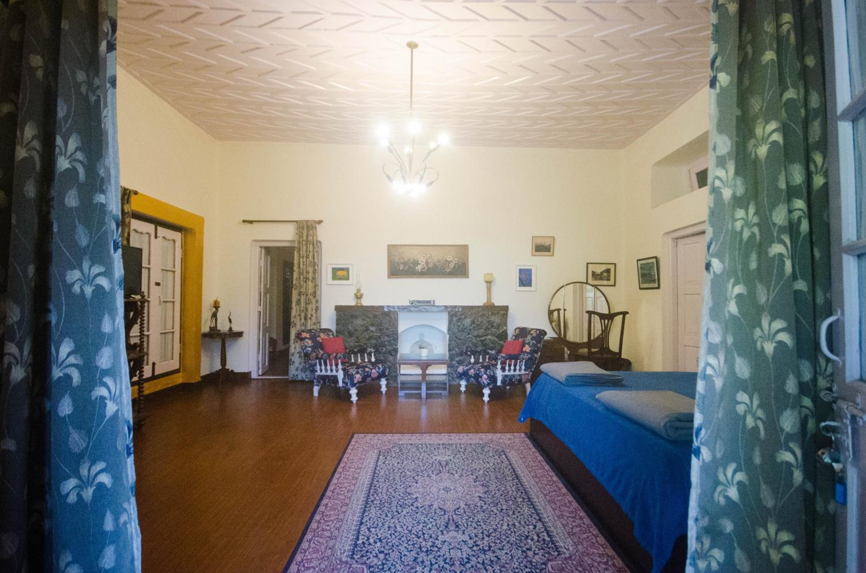 Large Double Room photo 3
