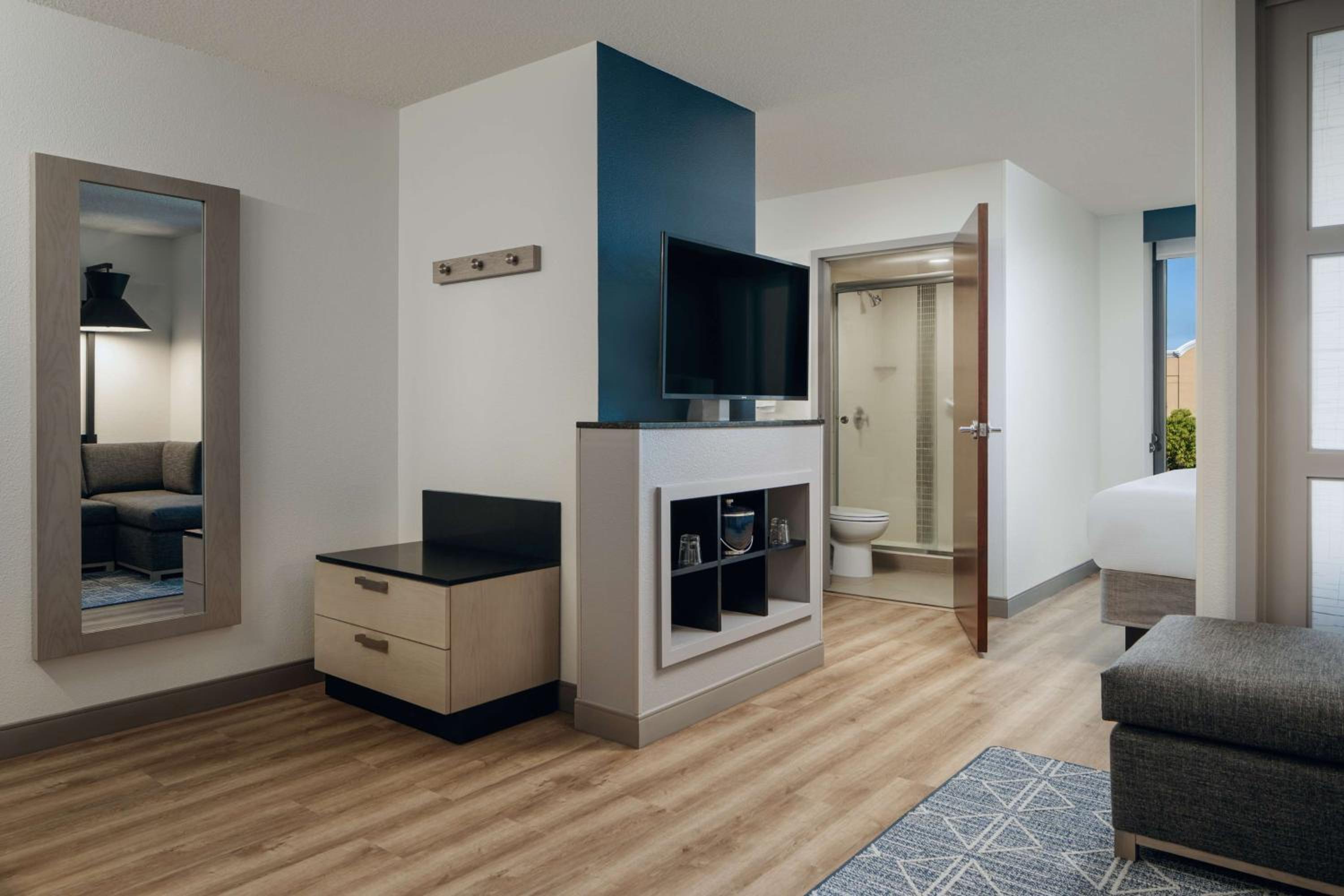 Specialty King Room with Sofa Bed - Photo 8