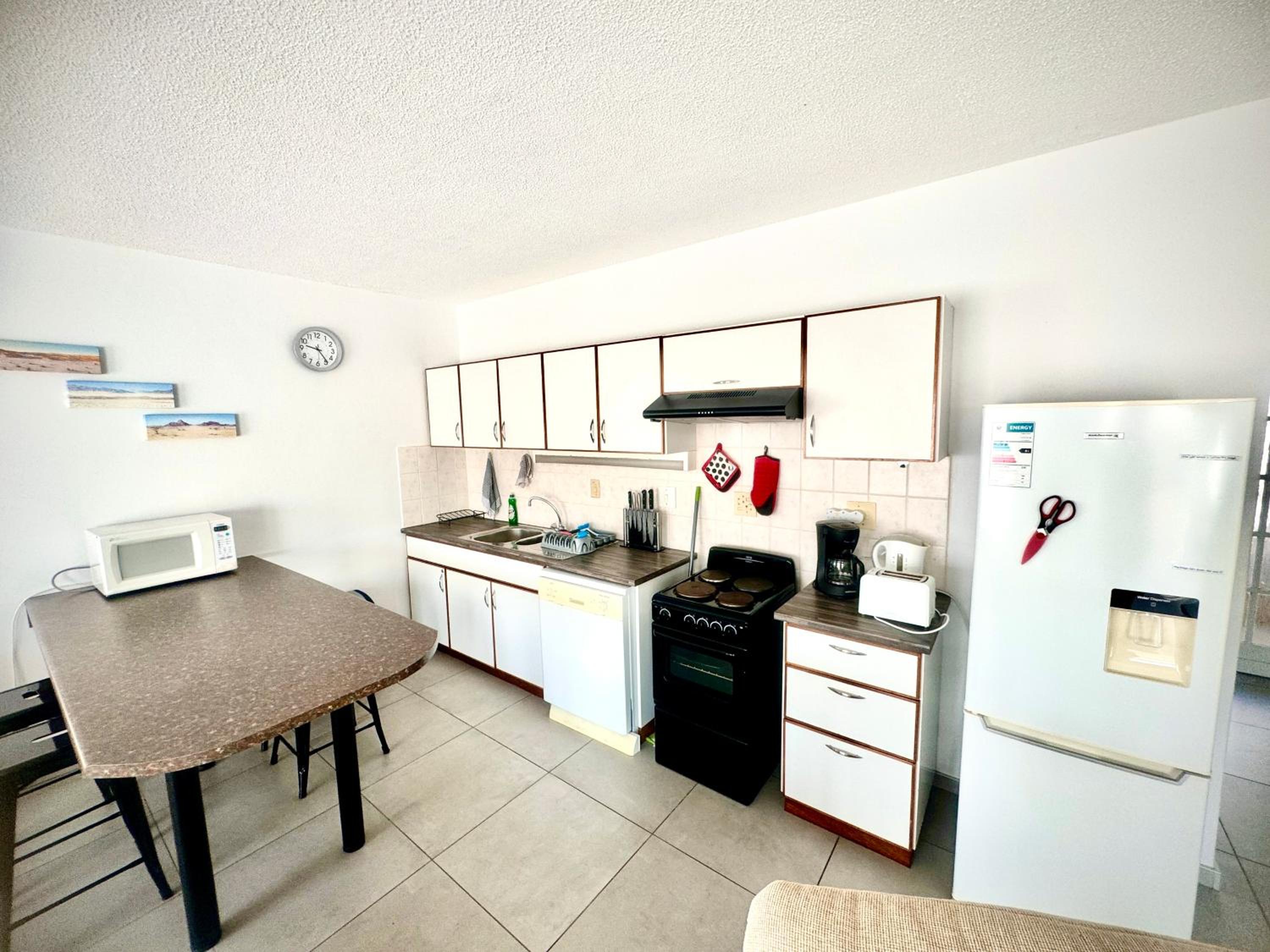 One-Bedroom Apartment photo 3
