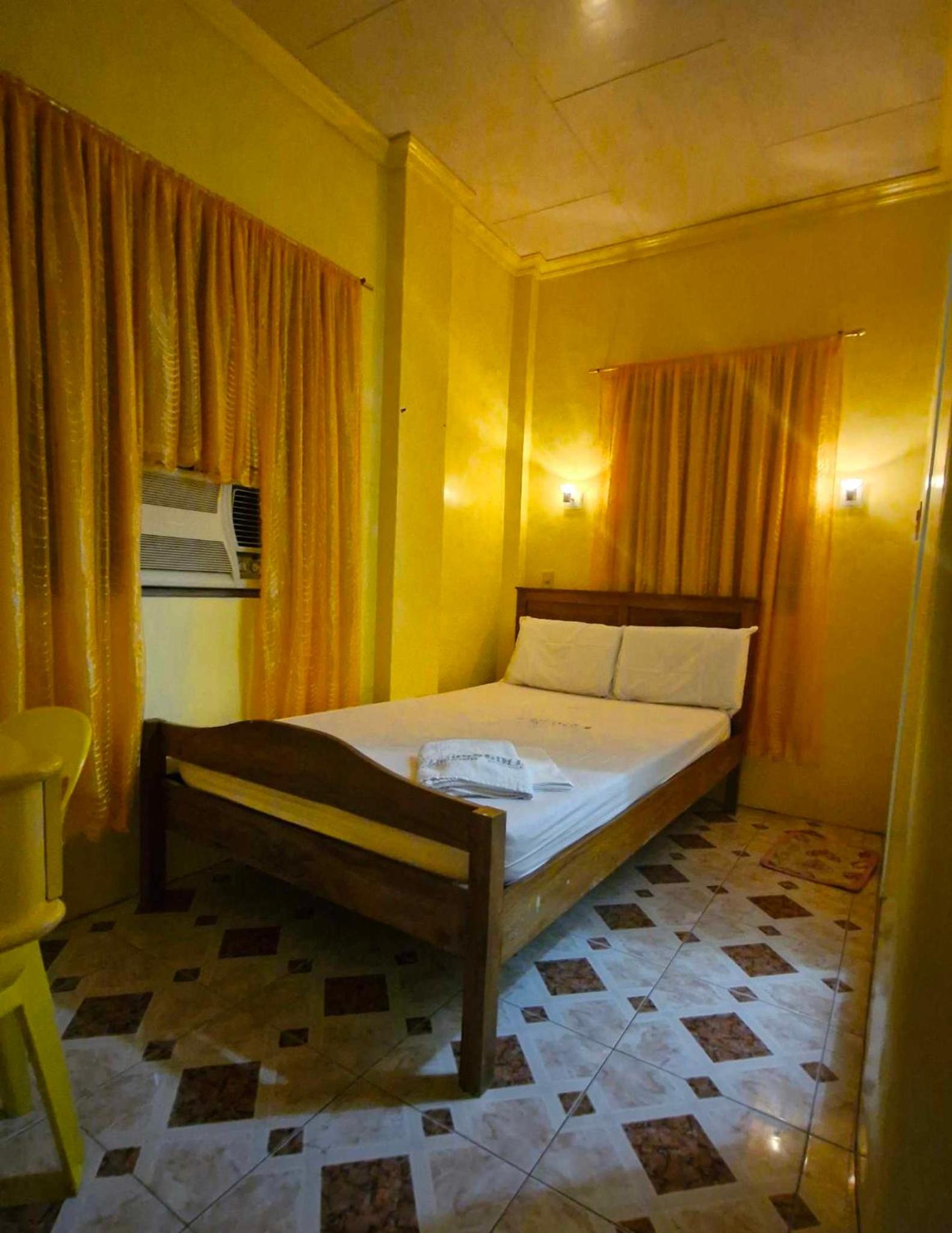 Economy Double Room