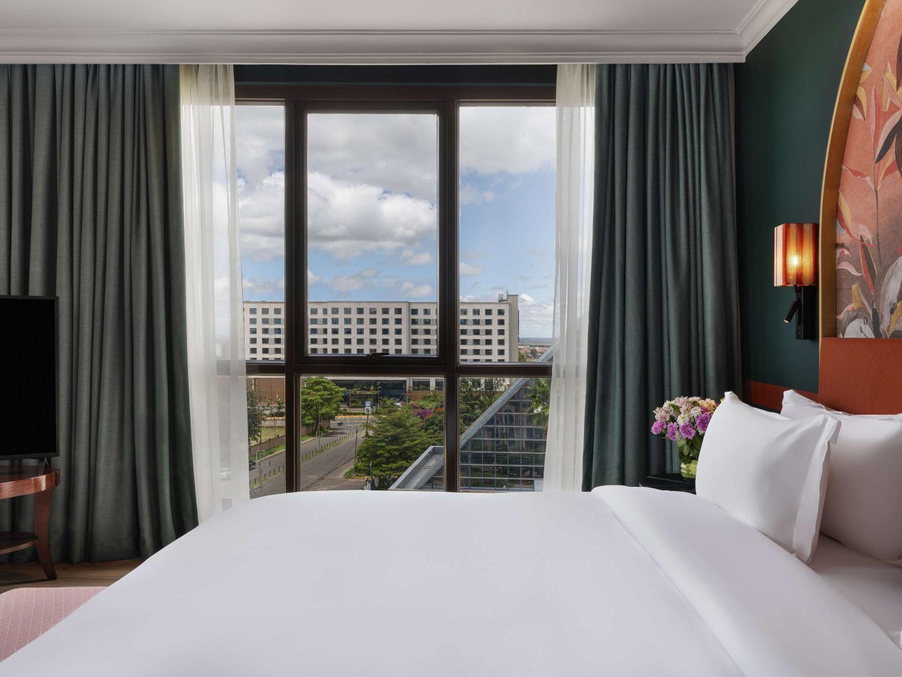 Executive Suite One King - Photo 3