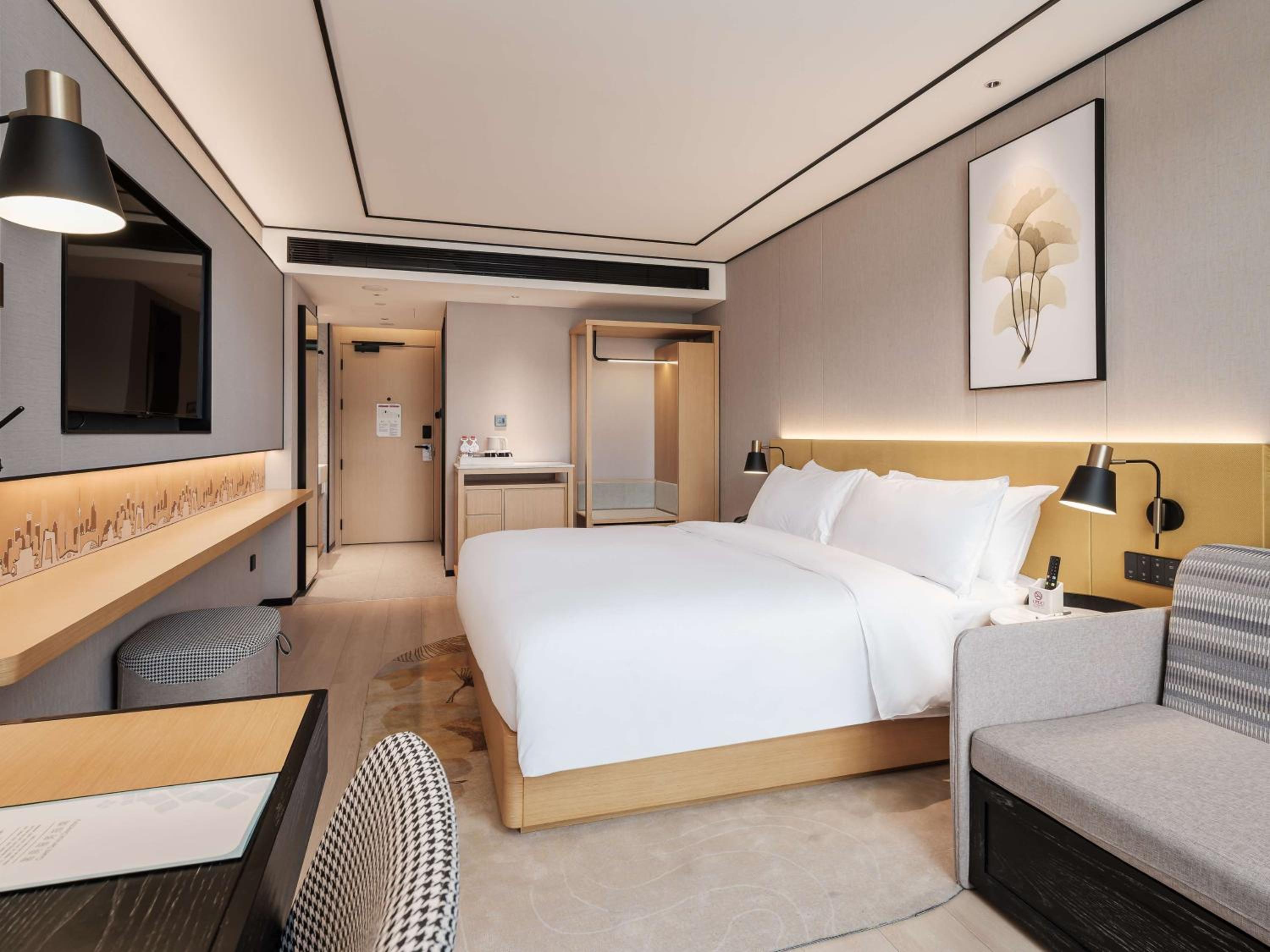King Room with Sofa Bed