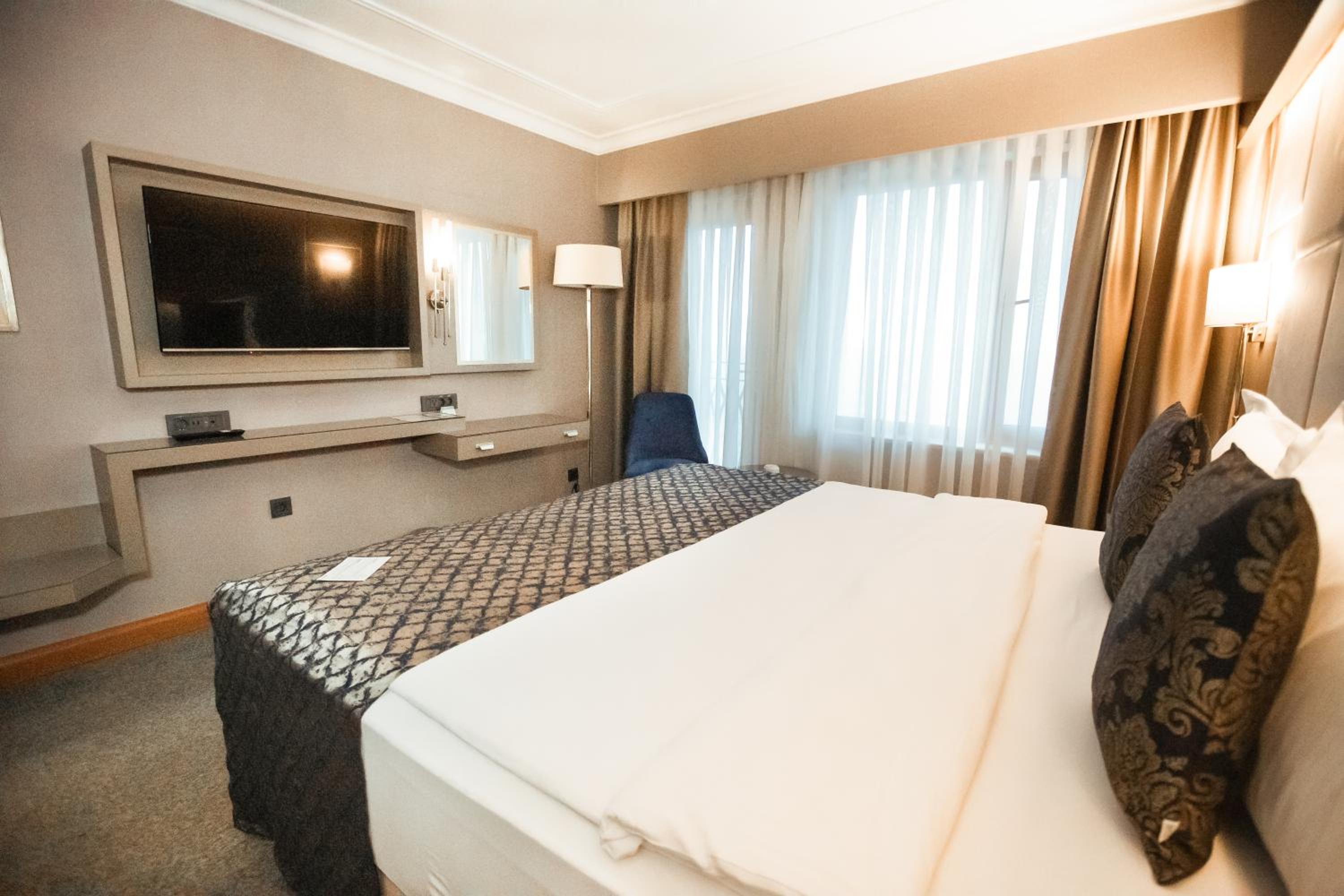 Double Room with Sea View photo 3