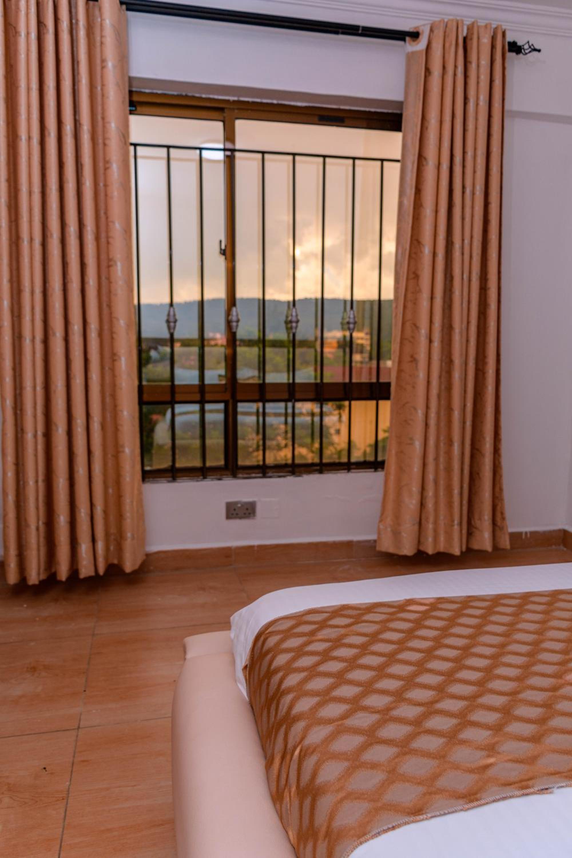 Apartment with City View photo 2