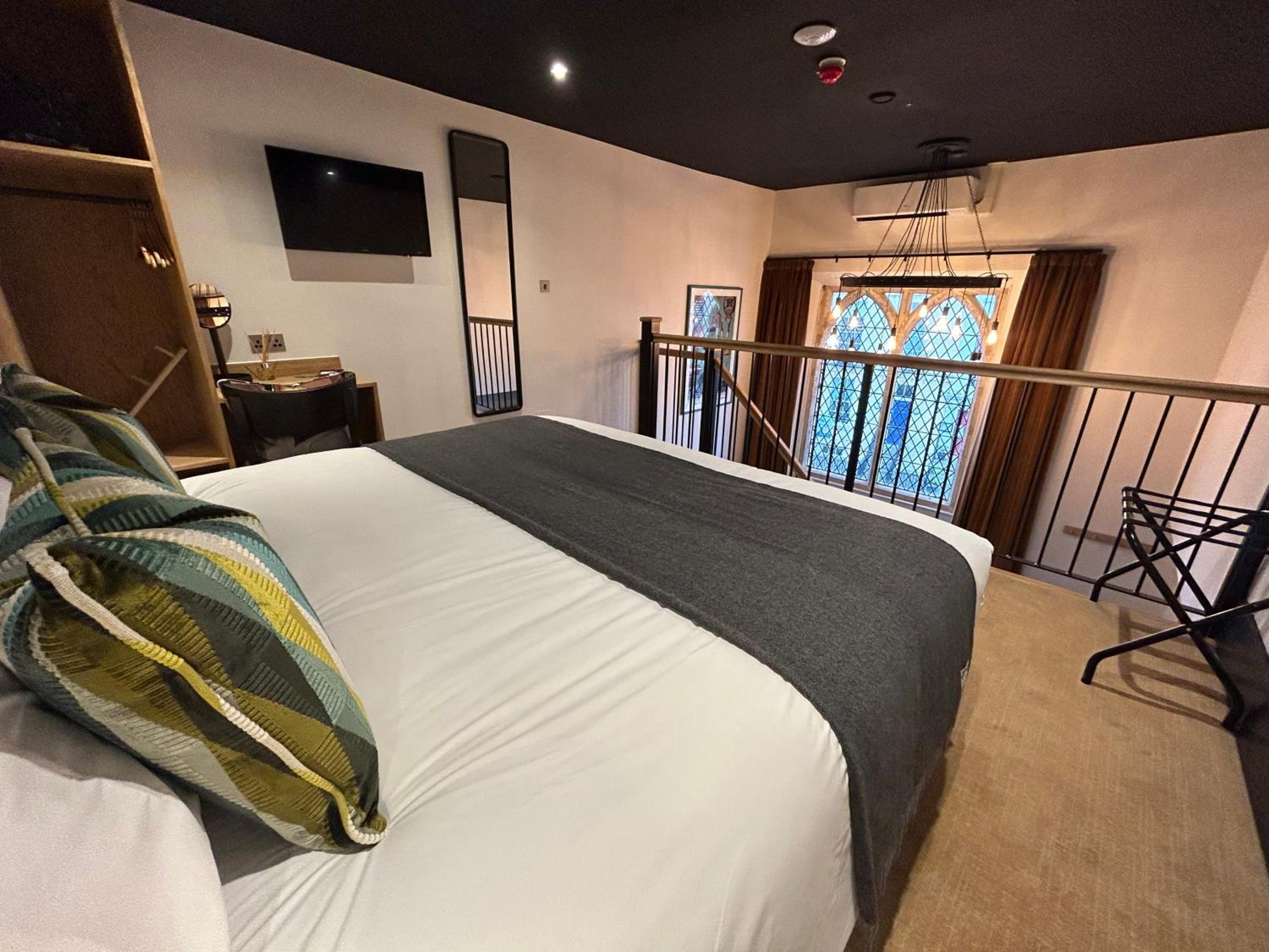 Deluxe Double Room - Photo 20