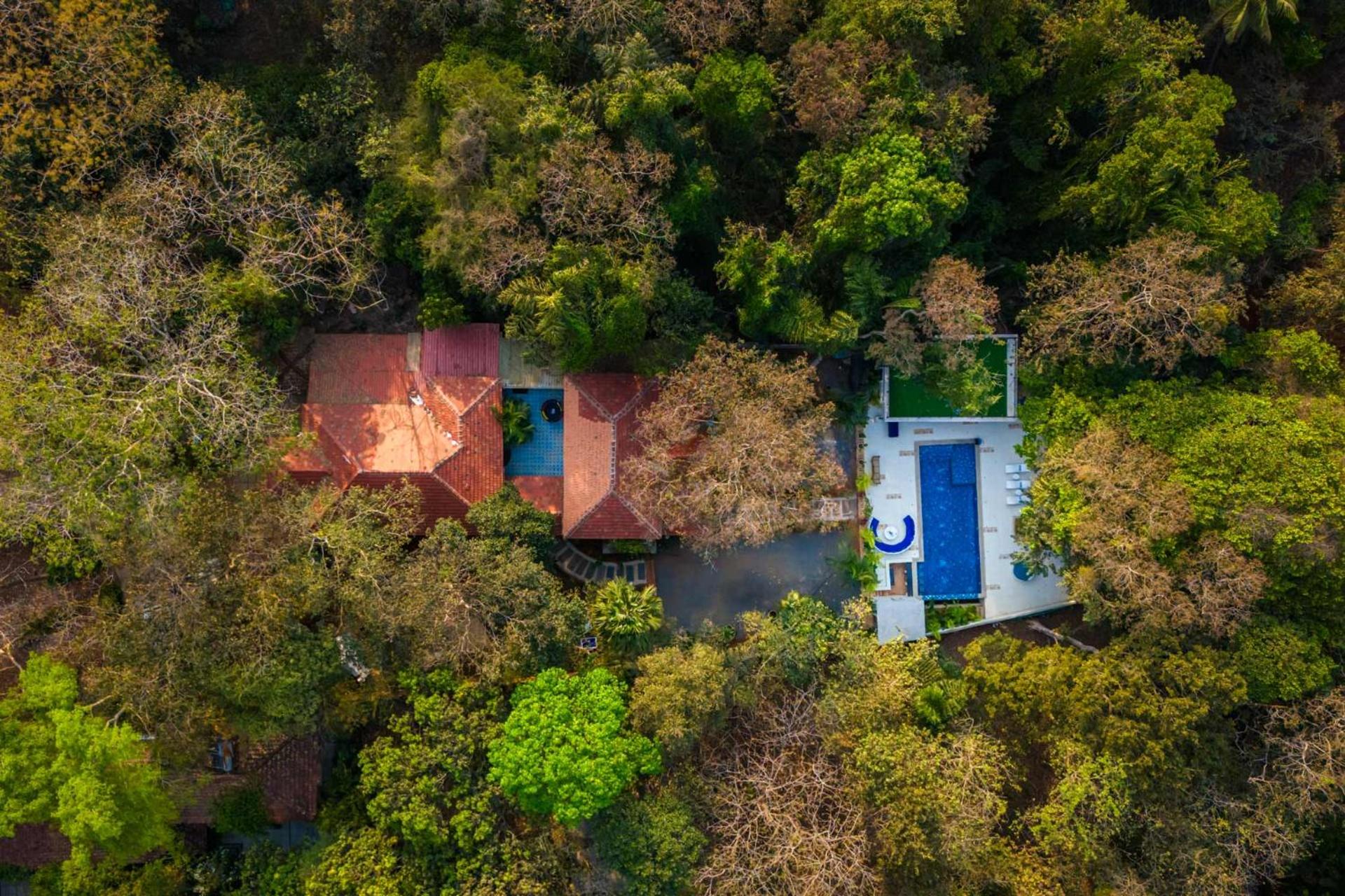 Villa photo 2