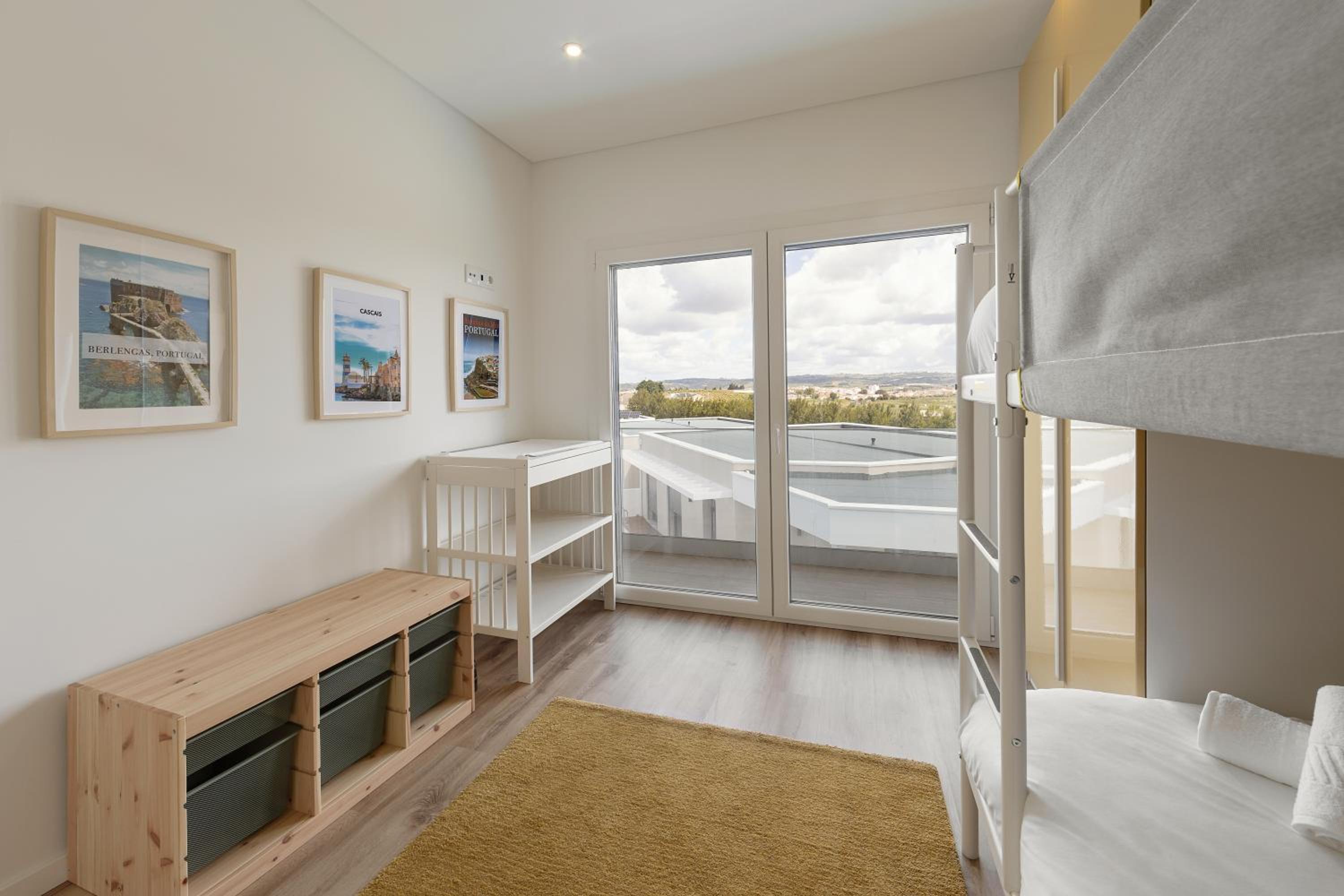 Three-Bedroom House photo 2
