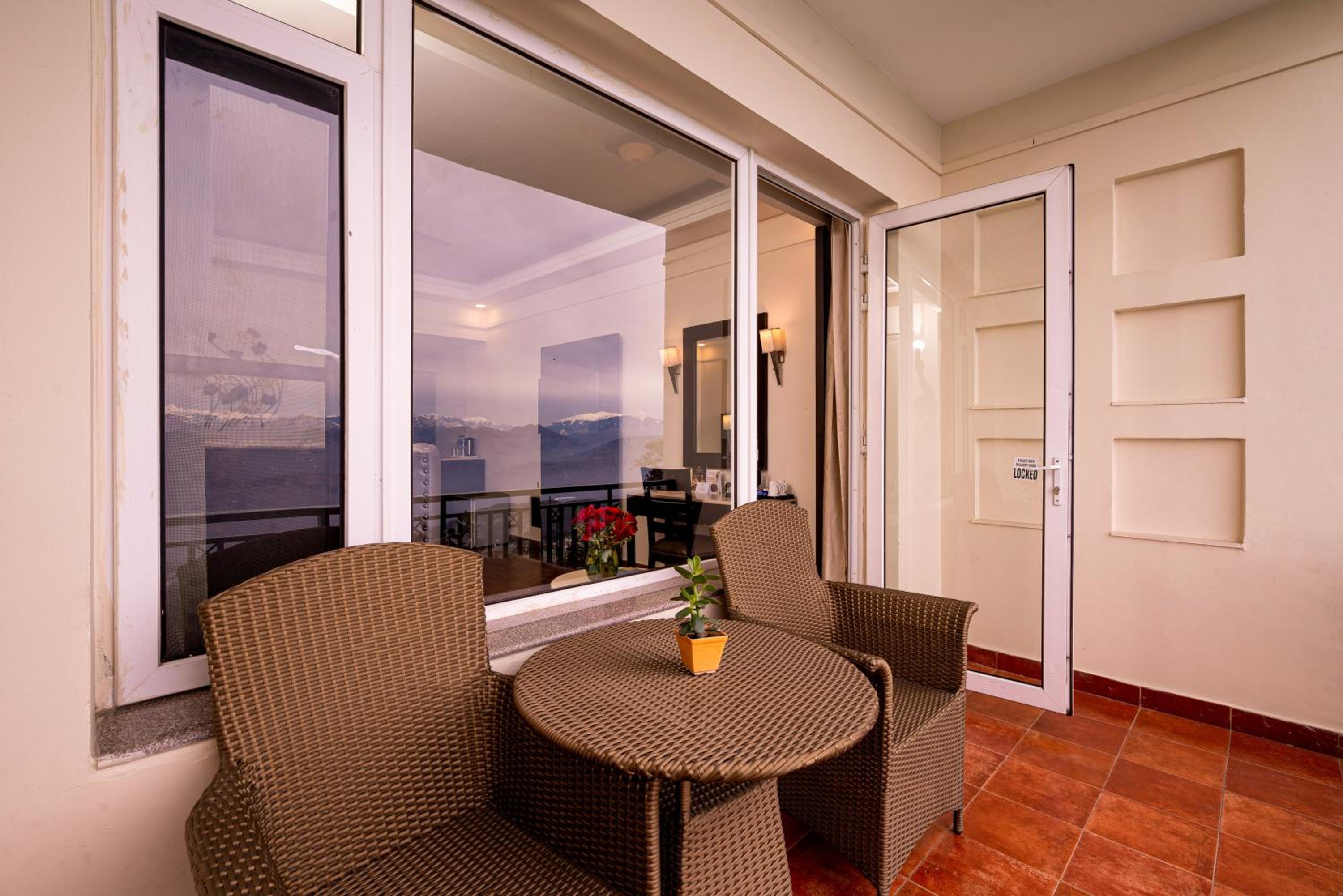 Superior Room with Private Balcony - Photo 2