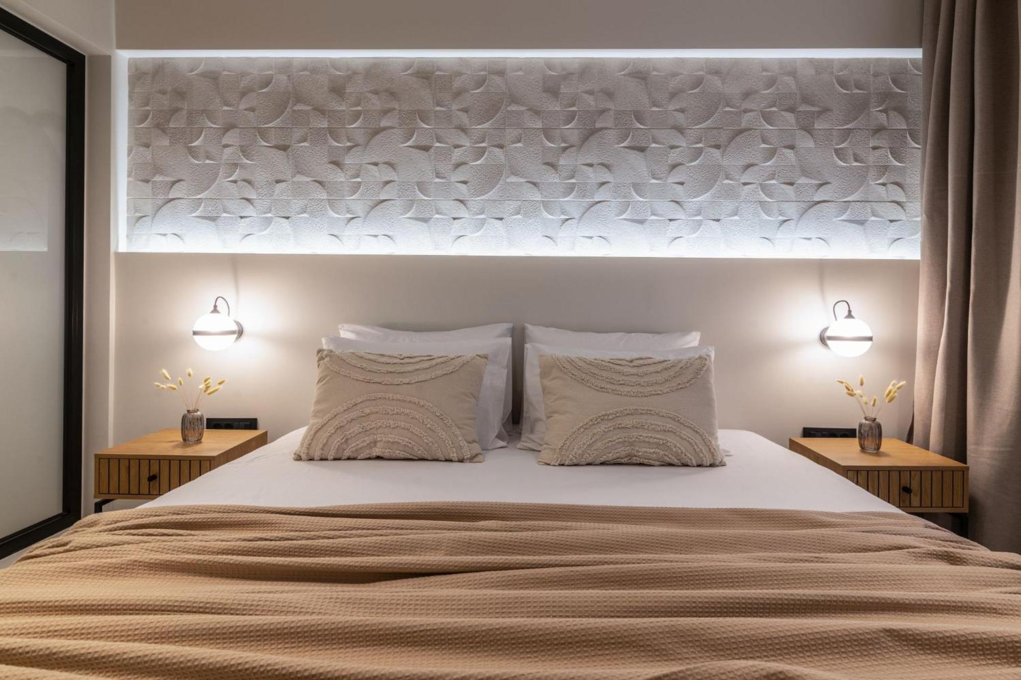Double or Twin Room with Balcony photo 2