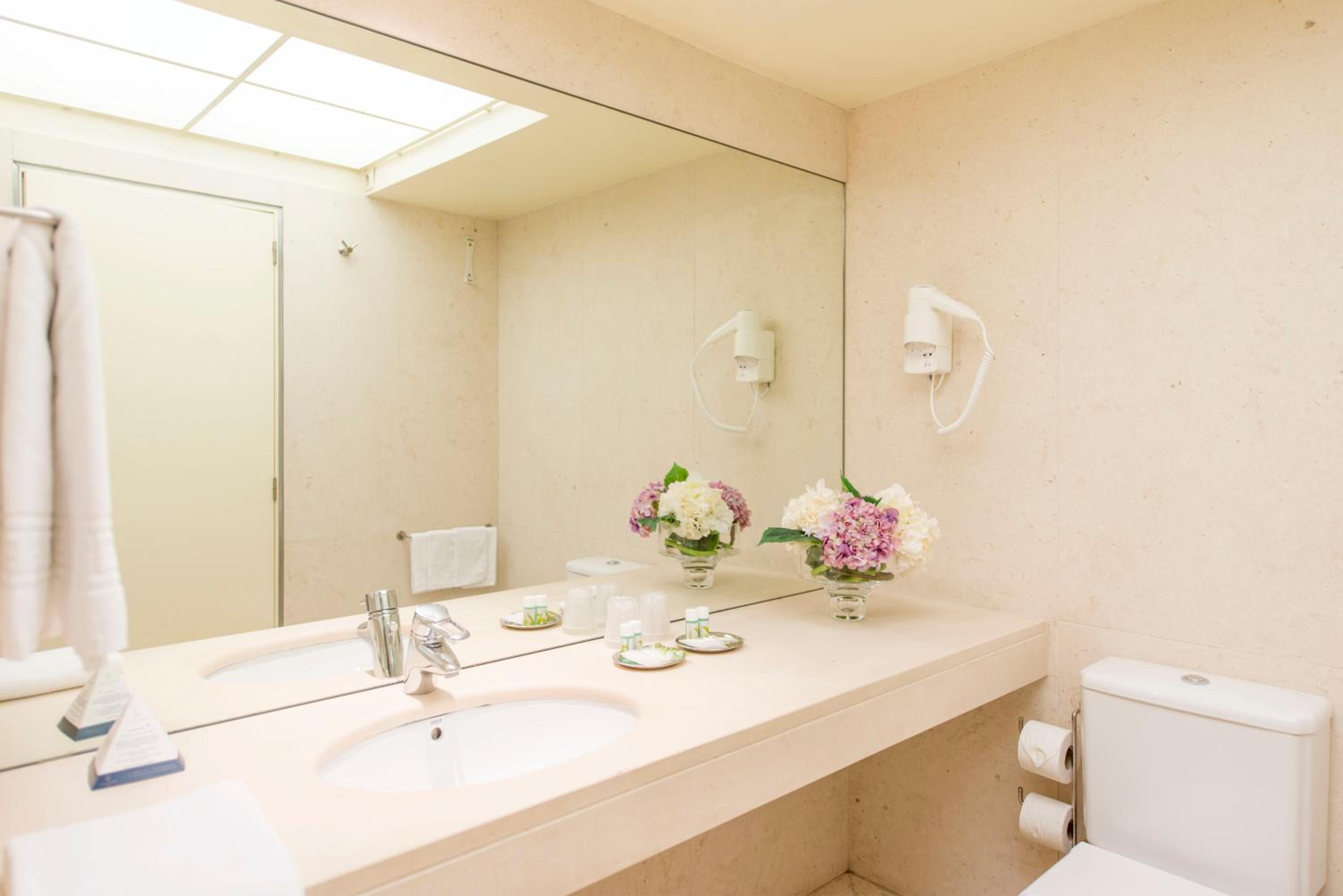 Classic Suite - Photo 7