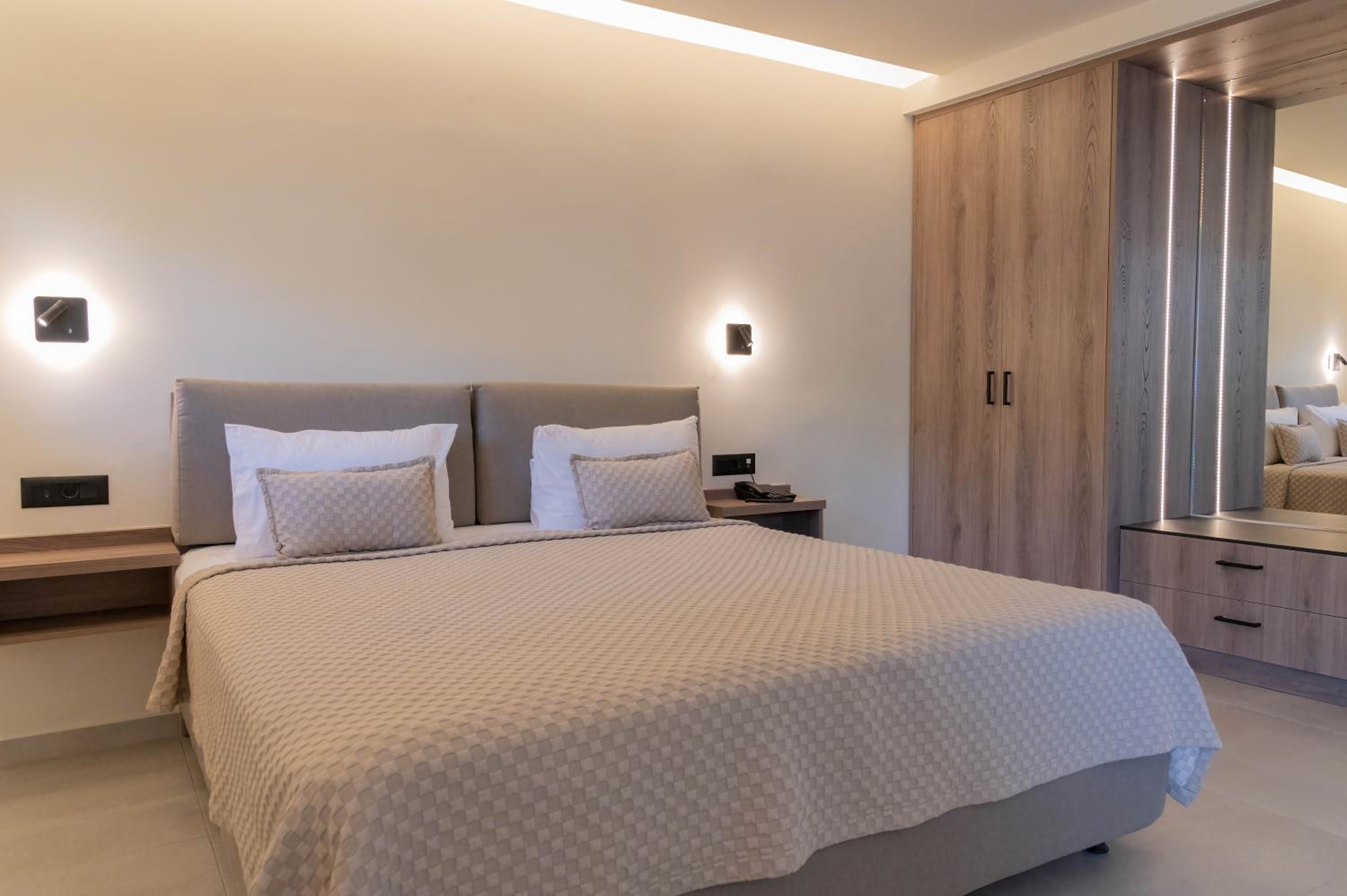 King Suite with Spa Bath