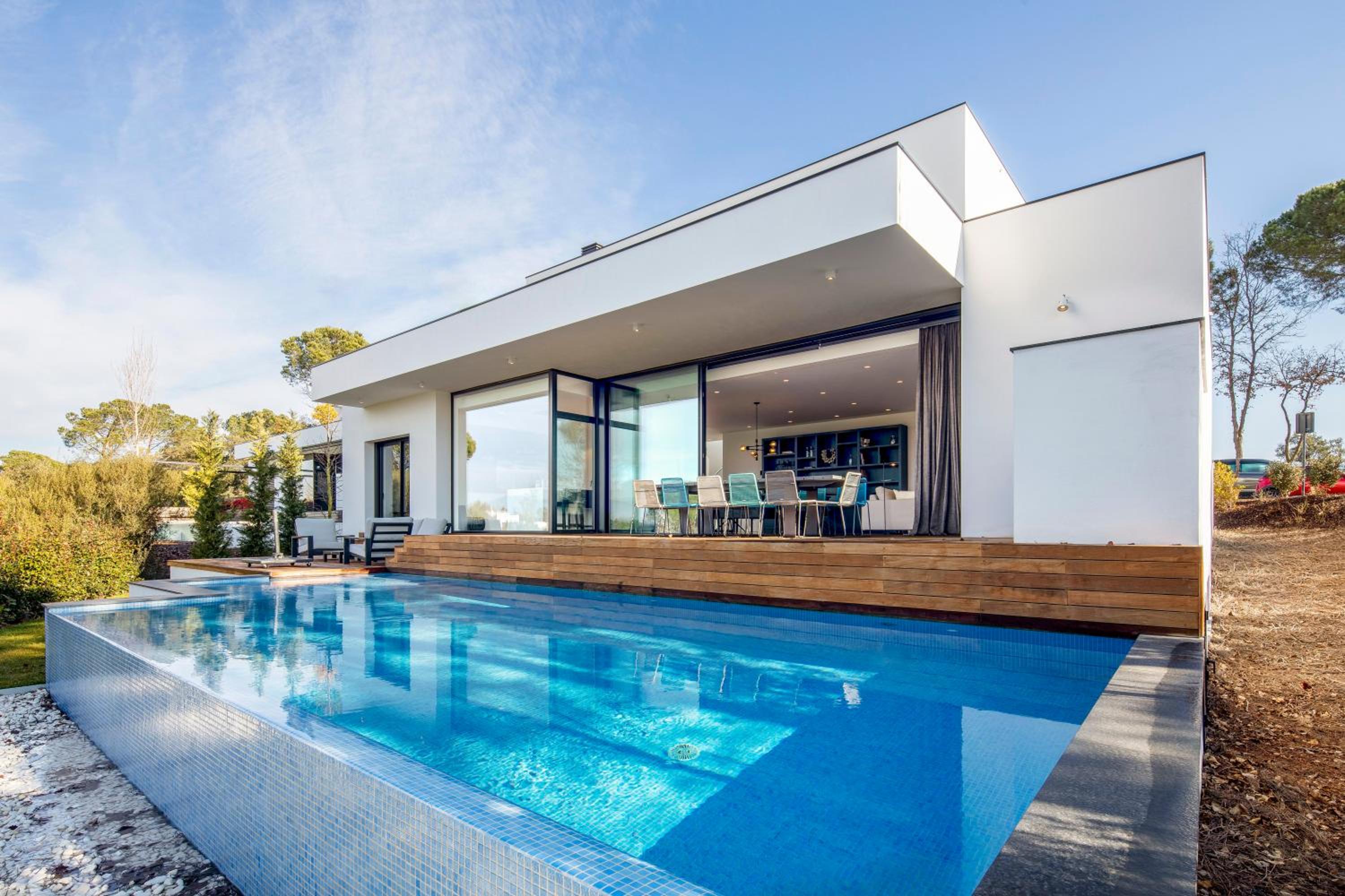 Superior Villa photo 2
