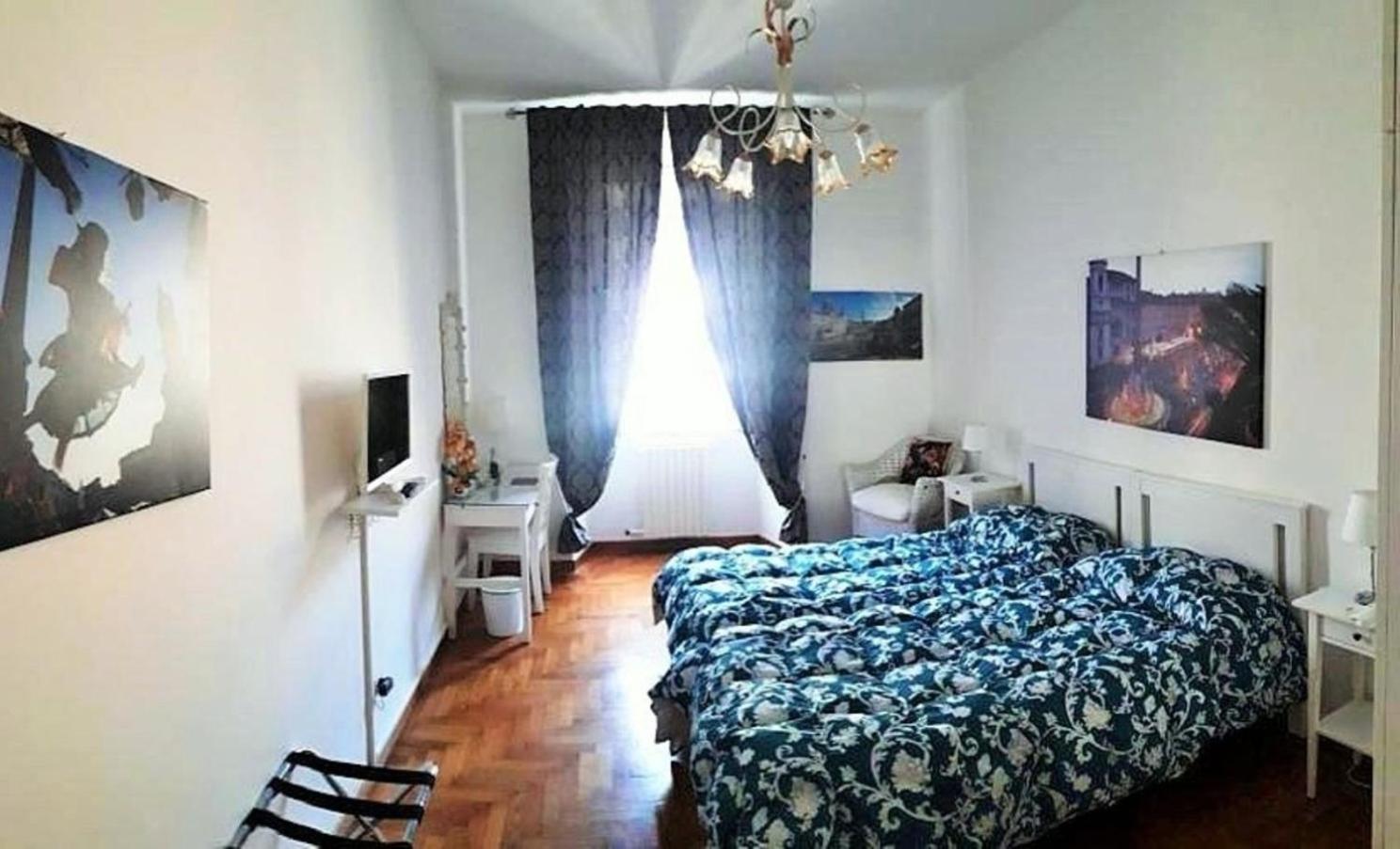 Superior Twin Room with City View photo 1