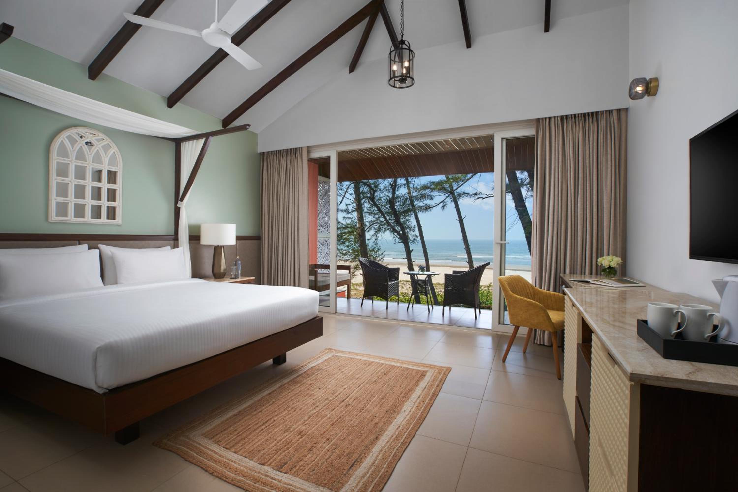 Premium Room with Bathtub - 15% off on F&B + Beer on arrival + Happy Hours (6-8PM) - Photo 1
