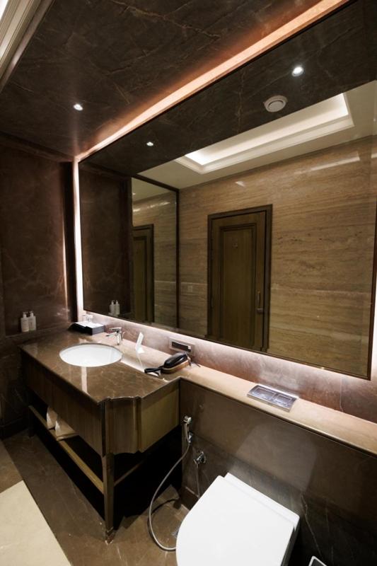 Standard King Room photo 2