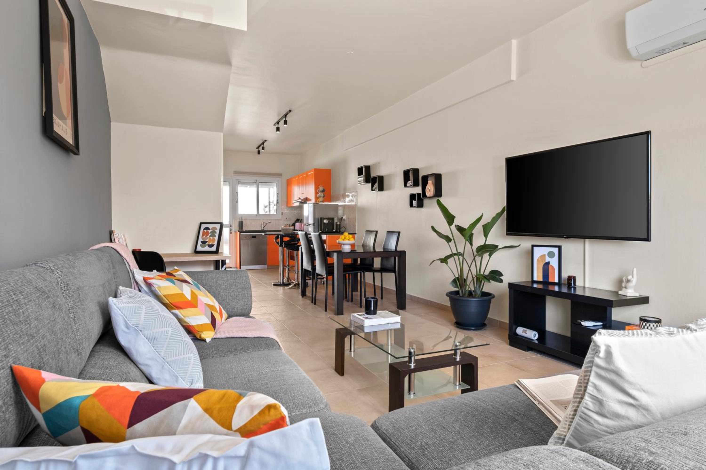 Two-Bedroom House photo 1