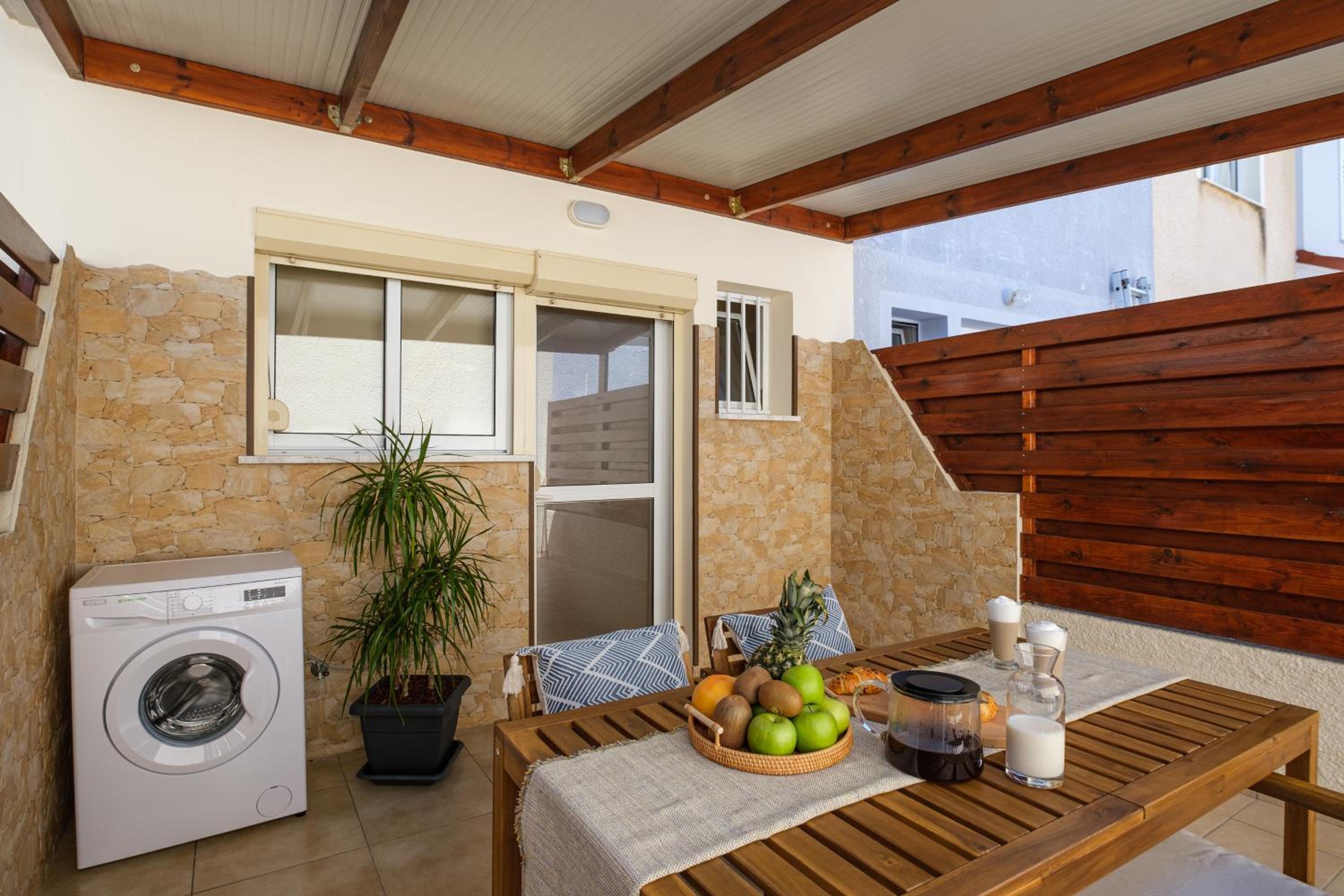 Two-Bedroom House photo 2