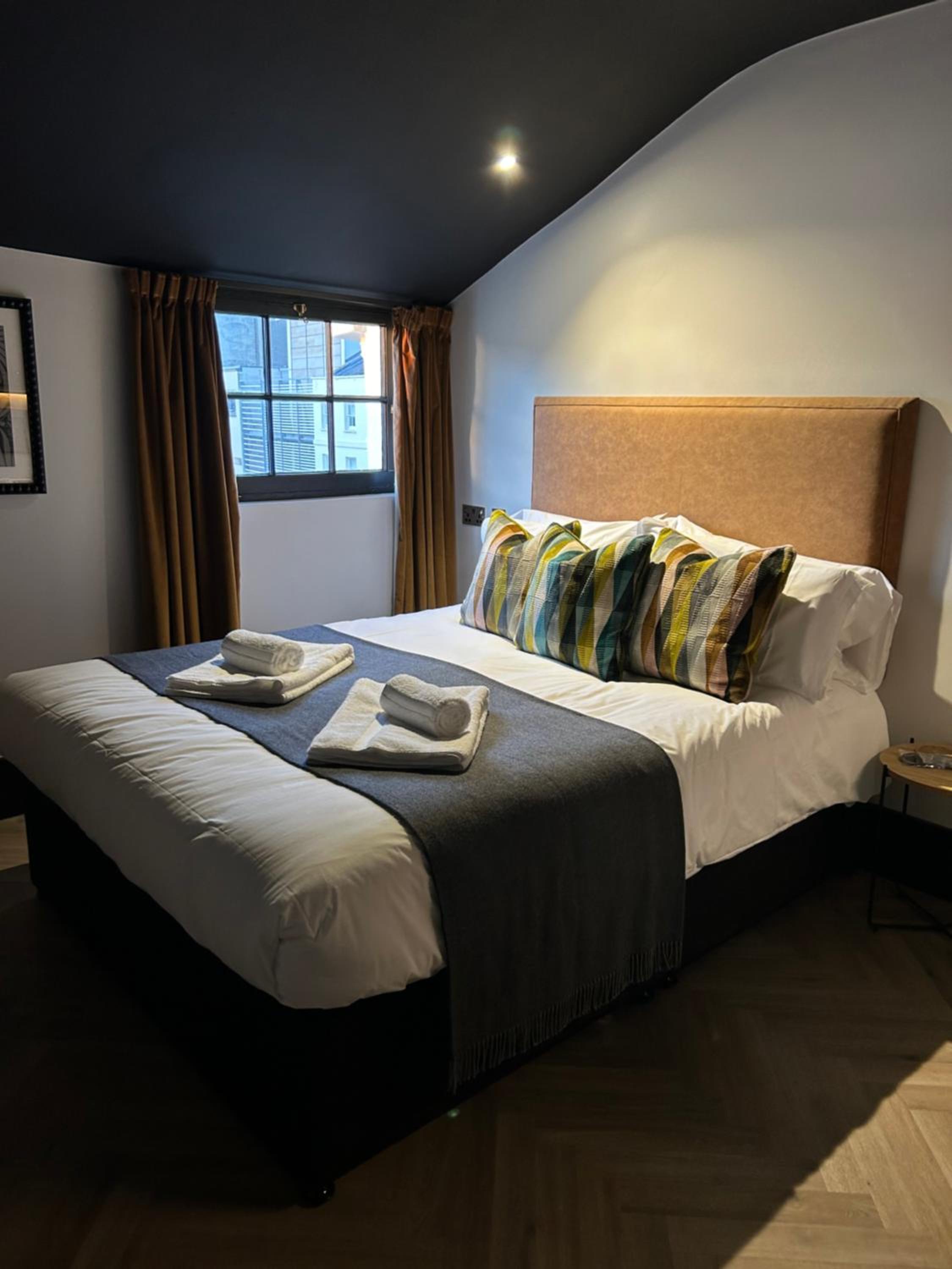 Standard Double Room - Photo 2