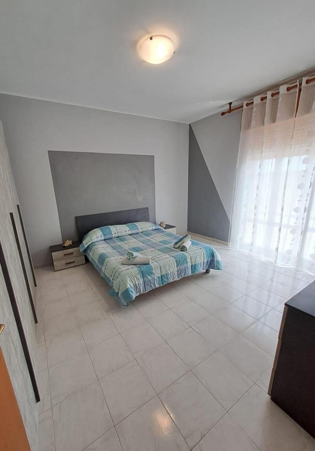 Four-Bedroom House photo 1