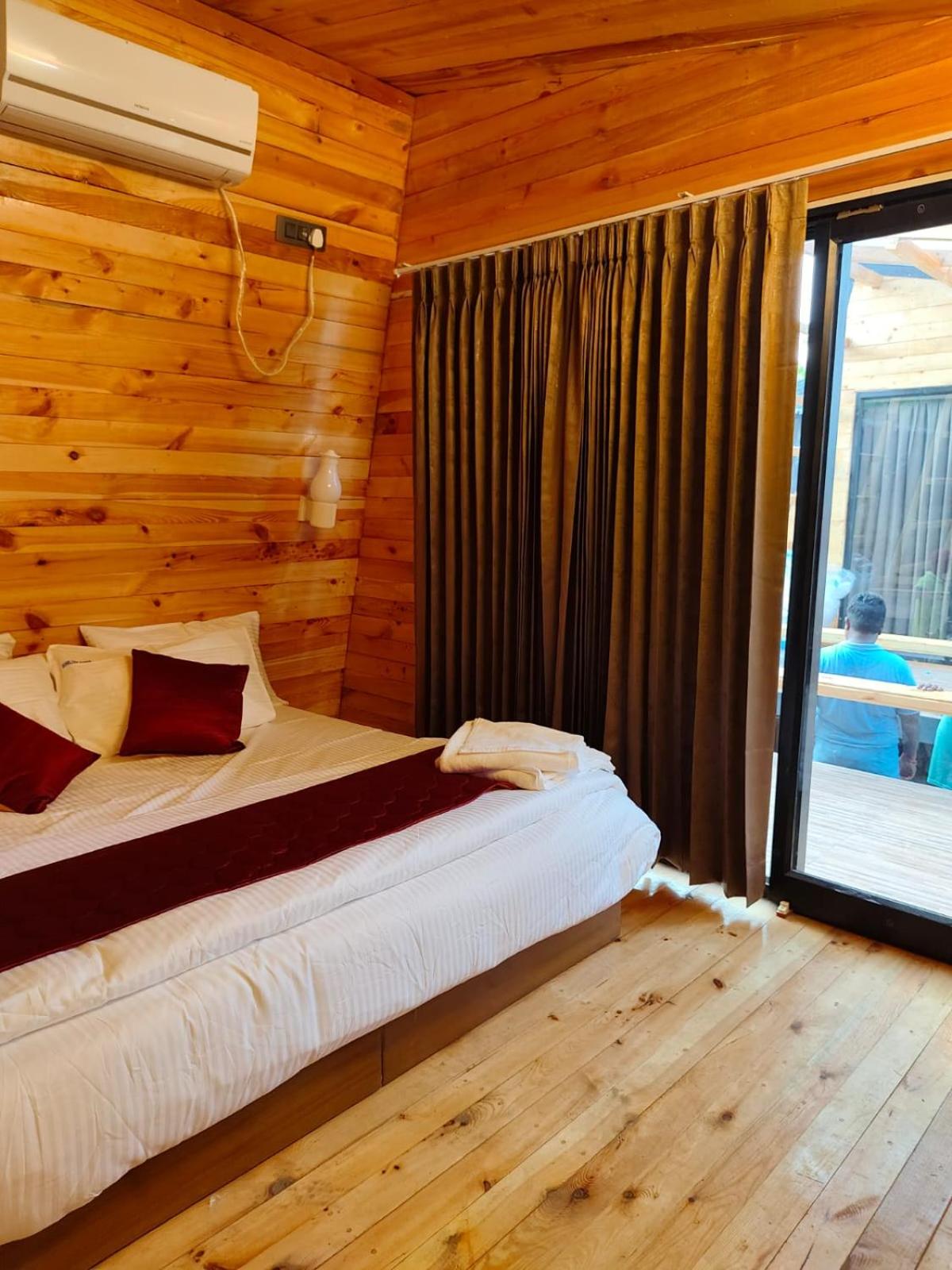 One-Bedroom Chalet