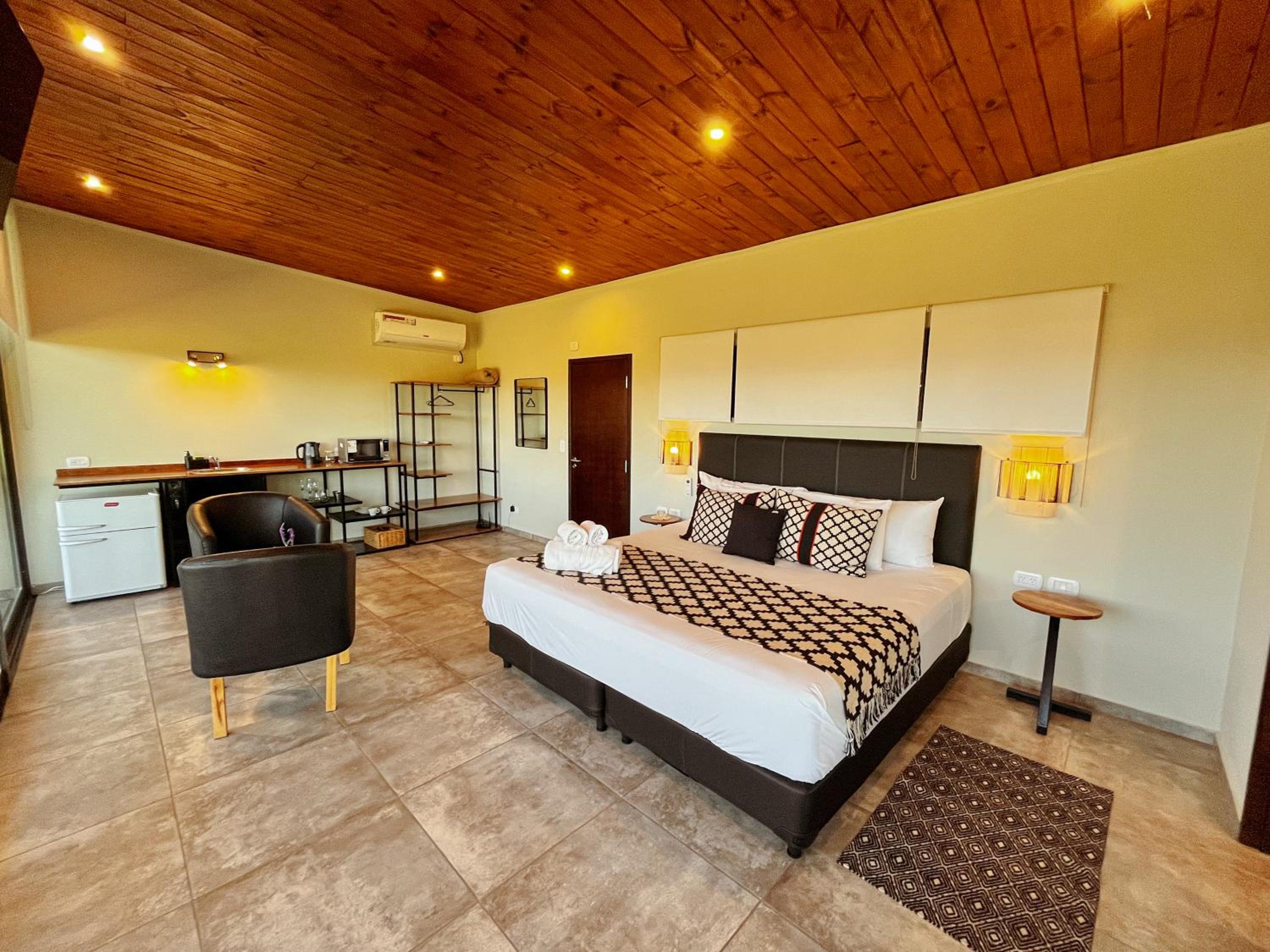 Suite With Spa Bath photo 2
