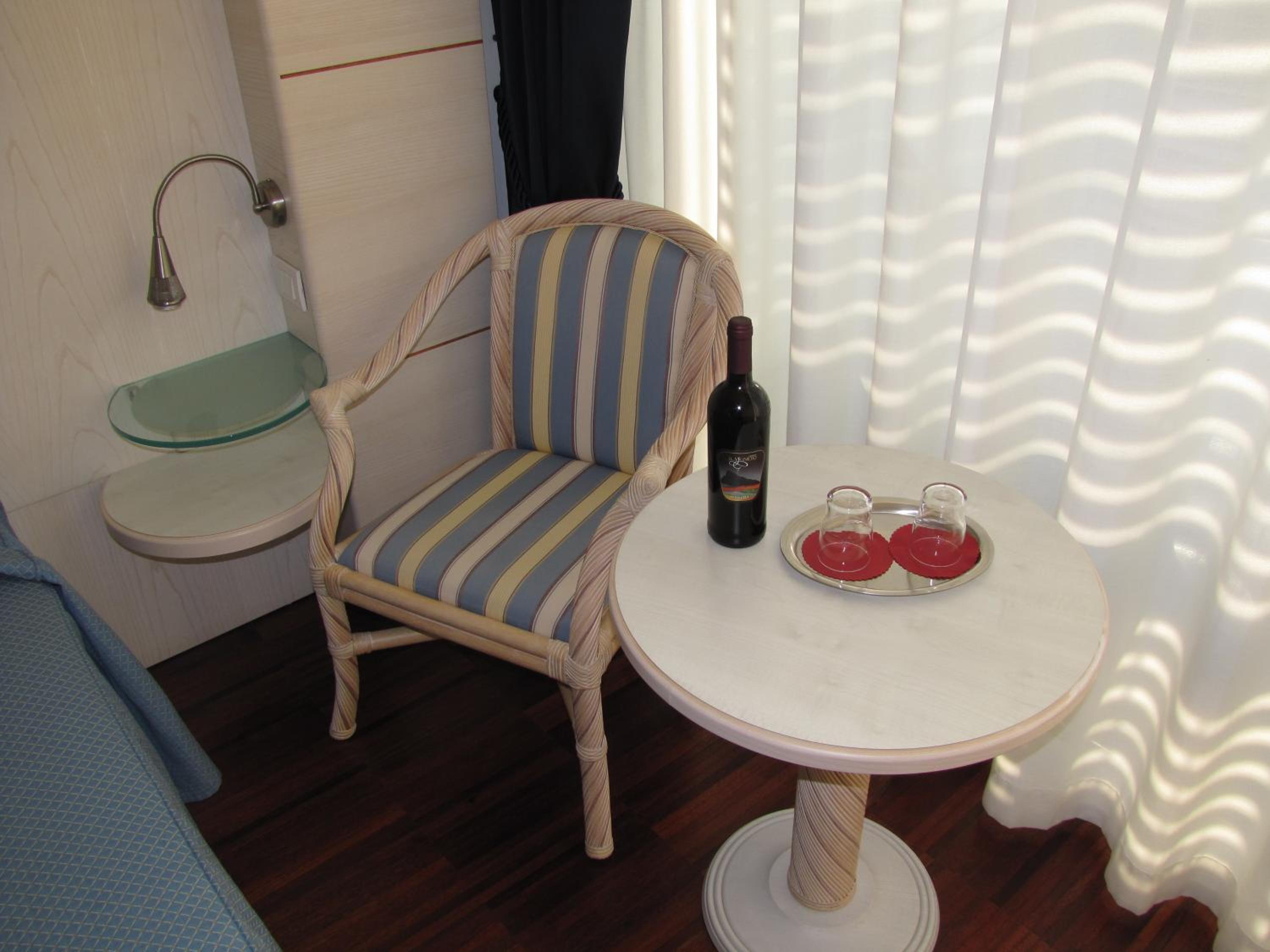 Superior Room - Photo 8