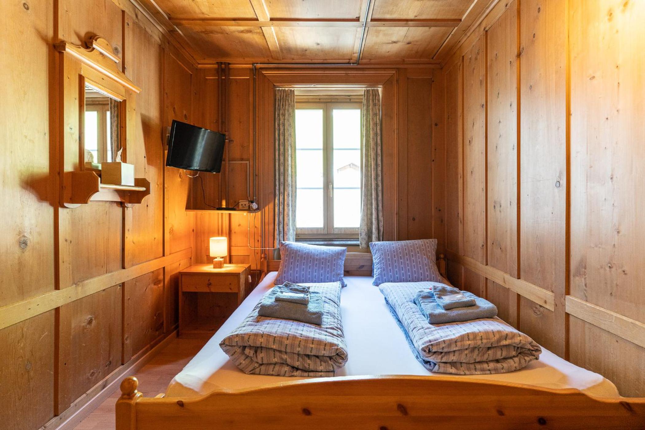 Double Room with Shared Bathroom 12