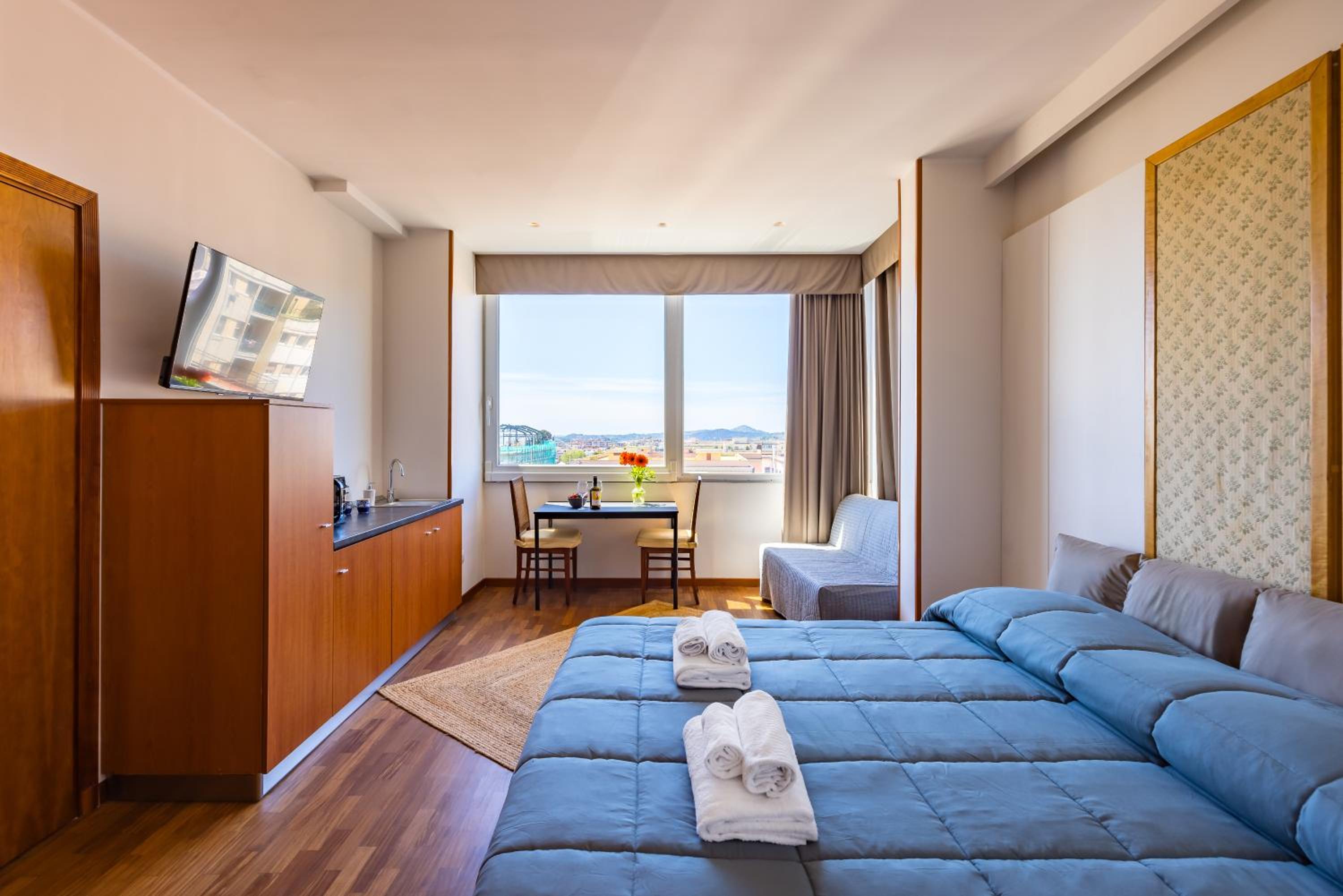 Triple Room with Sea View