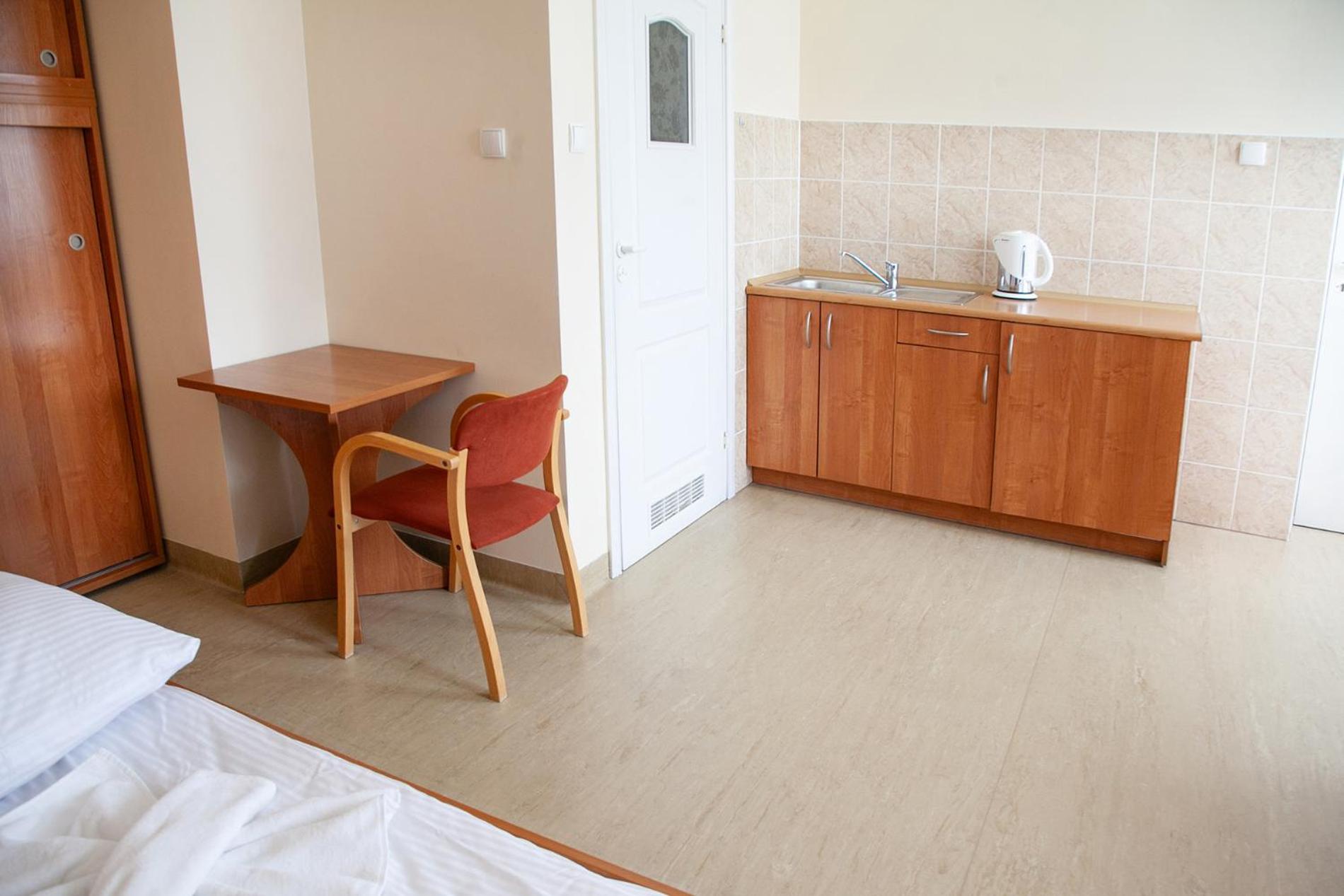 Standard Triple Room photo 2