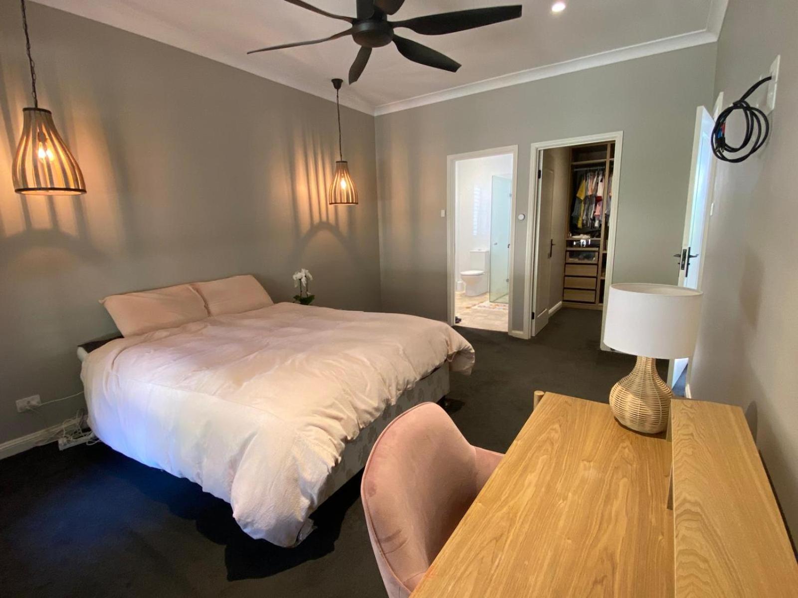 Double Room With Private Bathroom photo 1