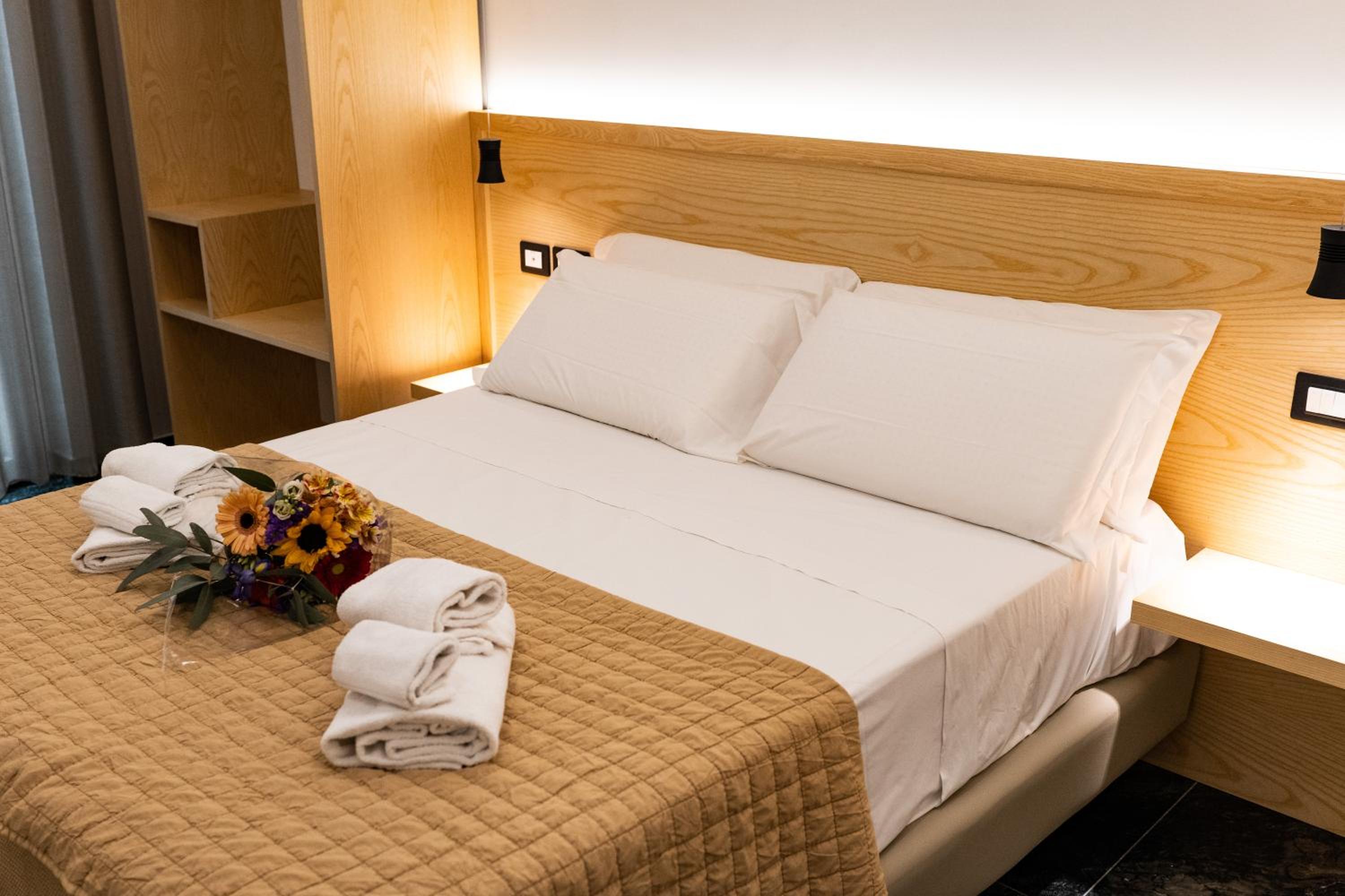 Double Room - Photo 1