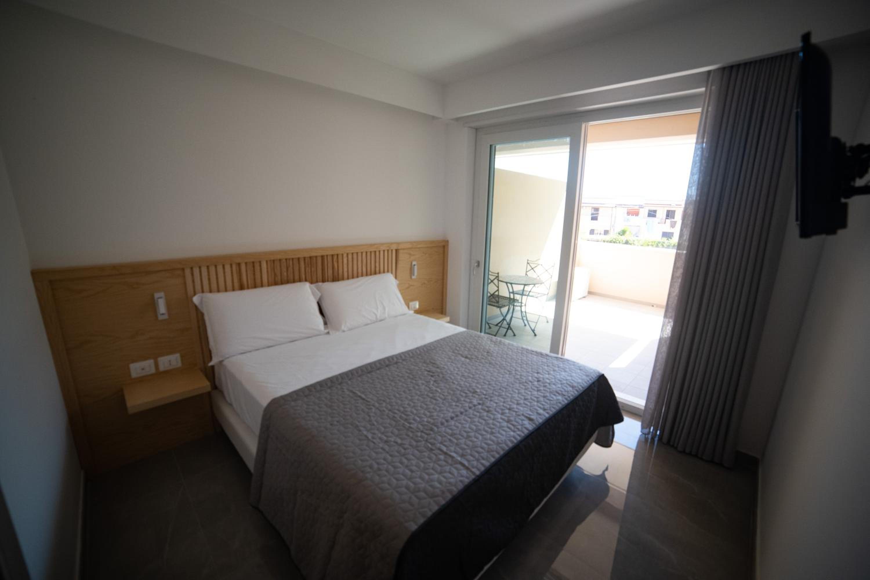 Double Room - Photo 32