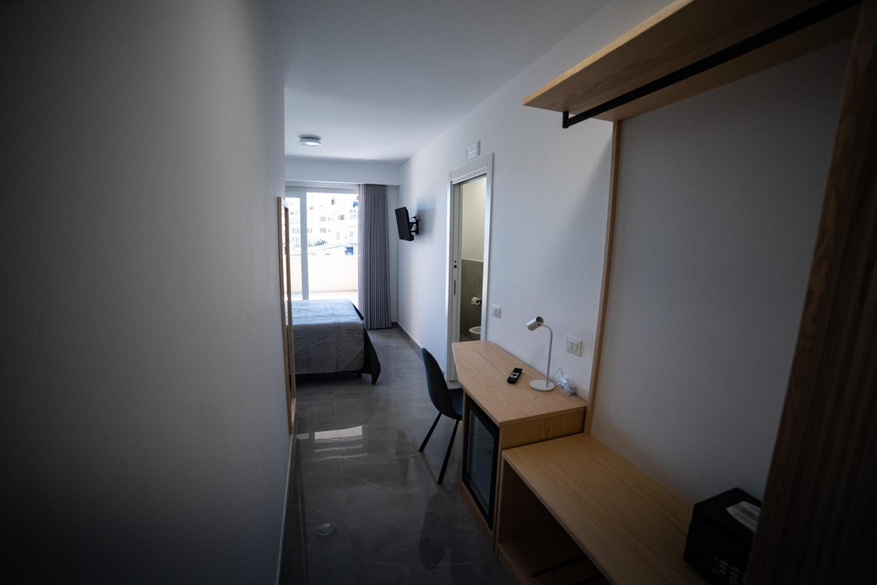 Double Room - Photo 29