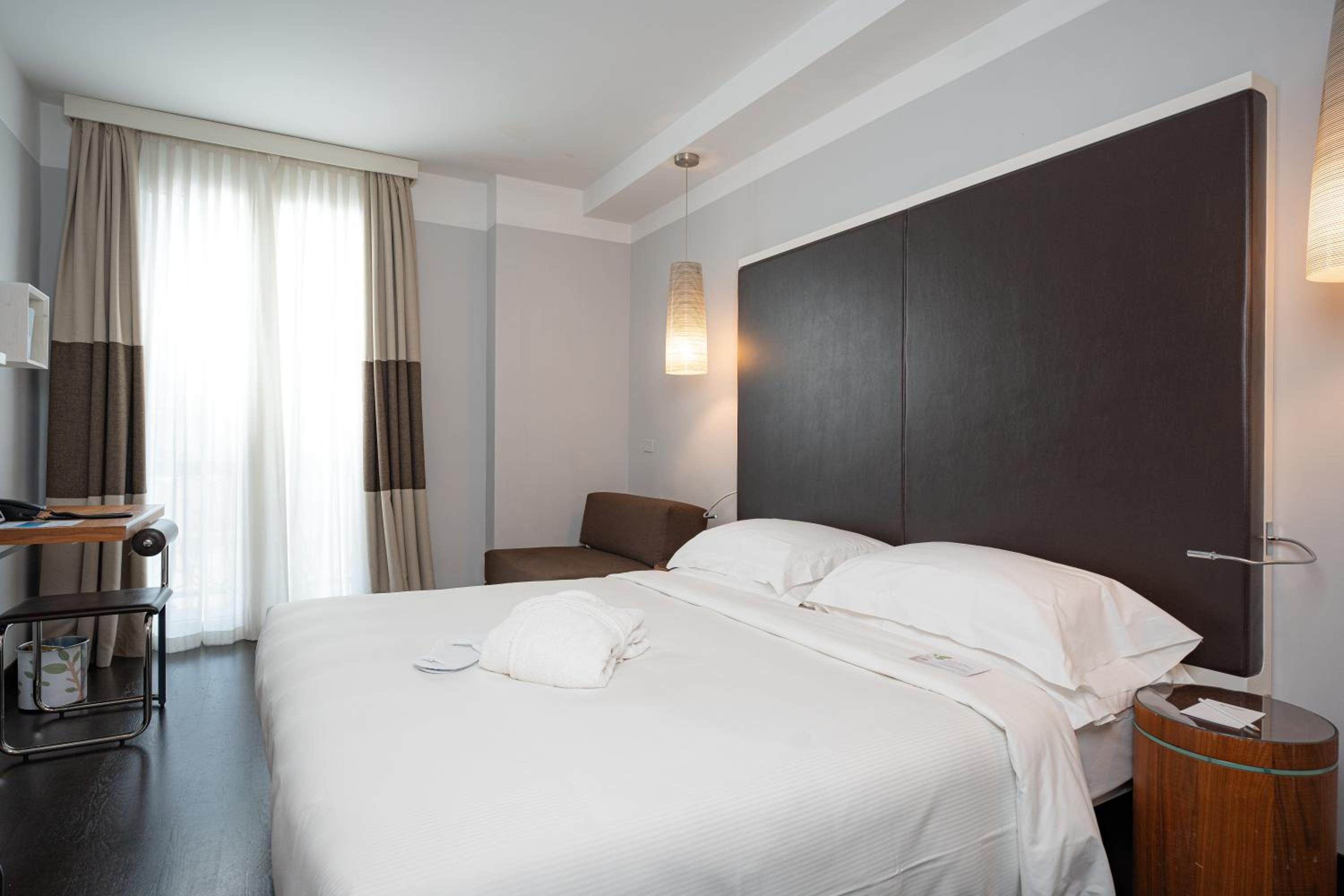 Superior Double Room - Photo 9