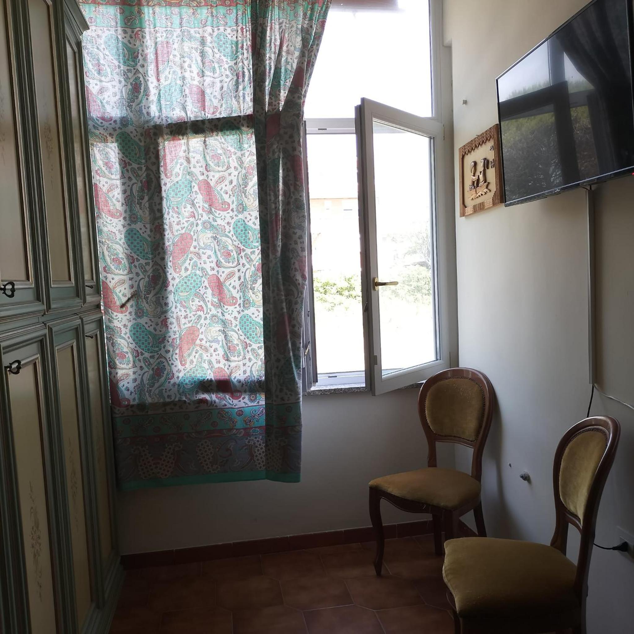 Double Room With Shared Bathroom photo 3