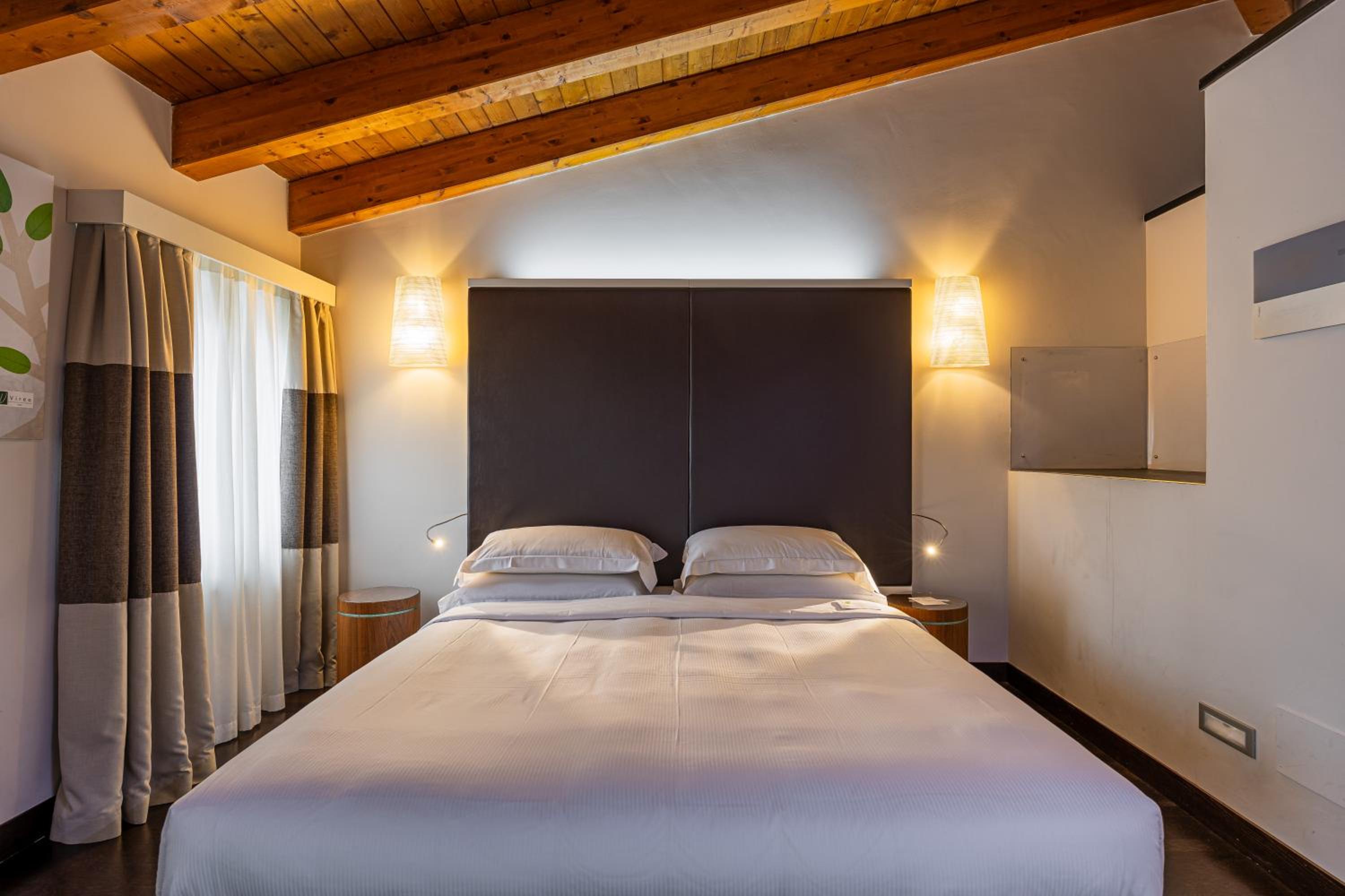 Triple Room - Photo 8