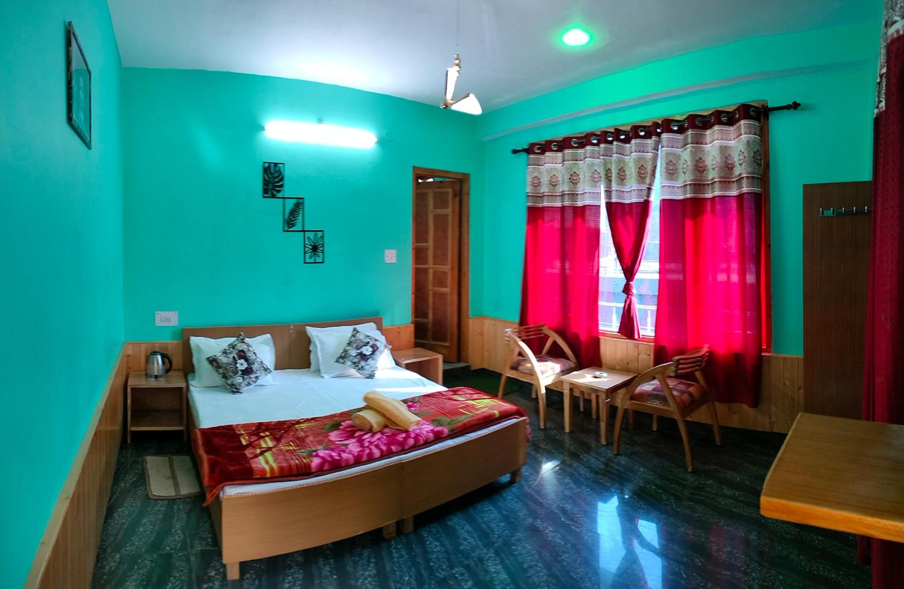 Queen Room