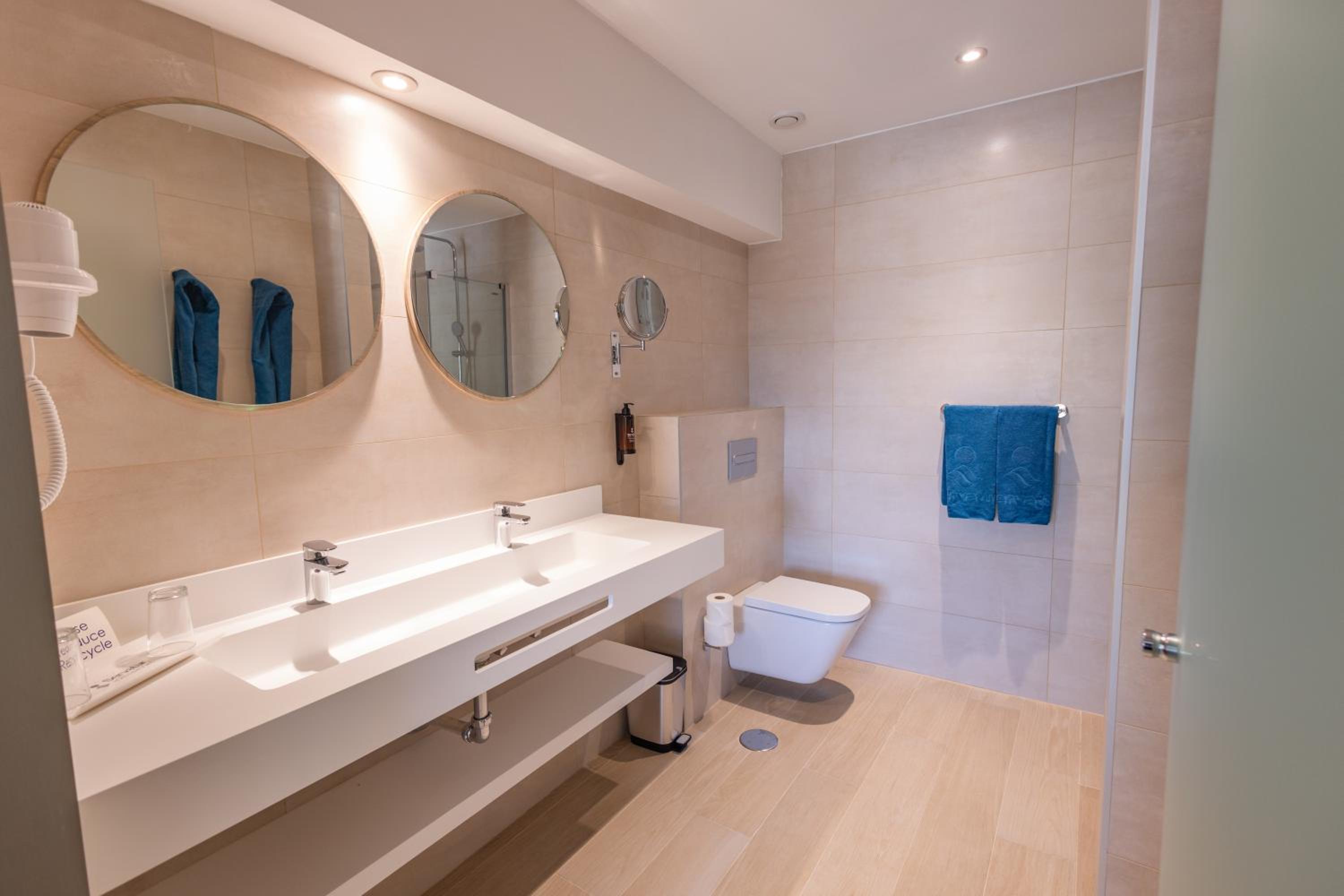 Duplex Superior Double Room with Private Pool ( 1 Adult) (+18) thumbnail 5