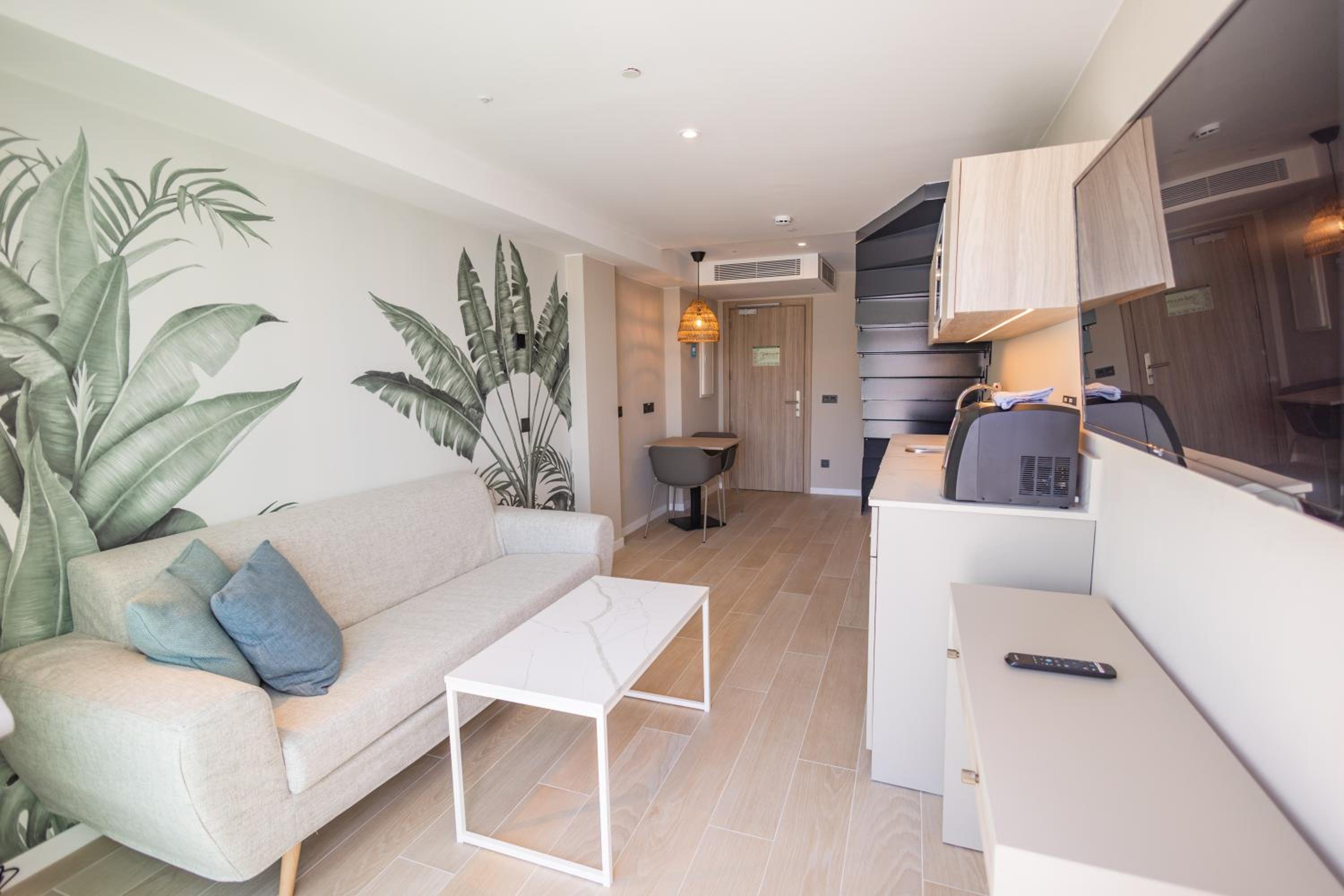 Duplex Superior Double Room with Private Pool ( 1 Adult) (+18)