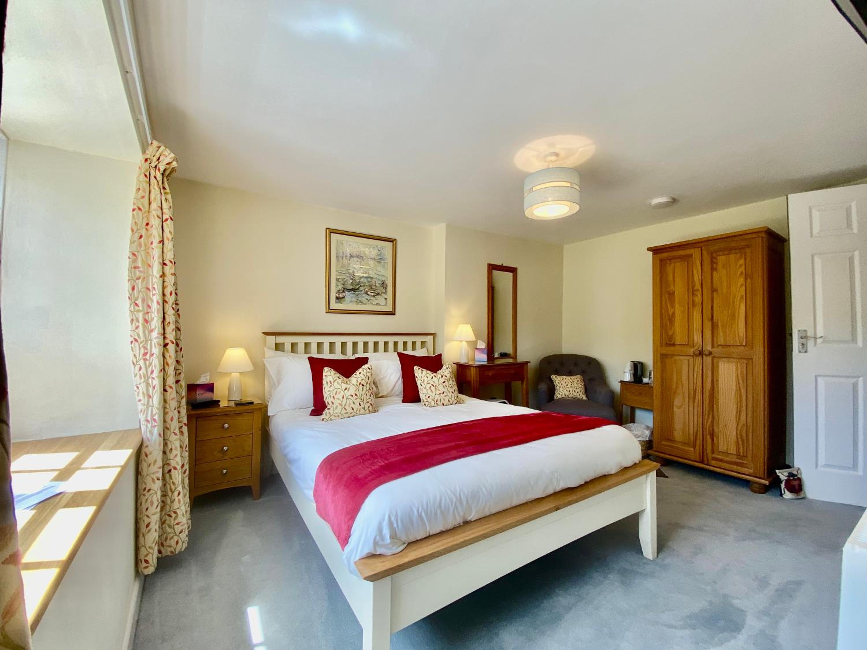 Double Room with Garden View - Photo 10