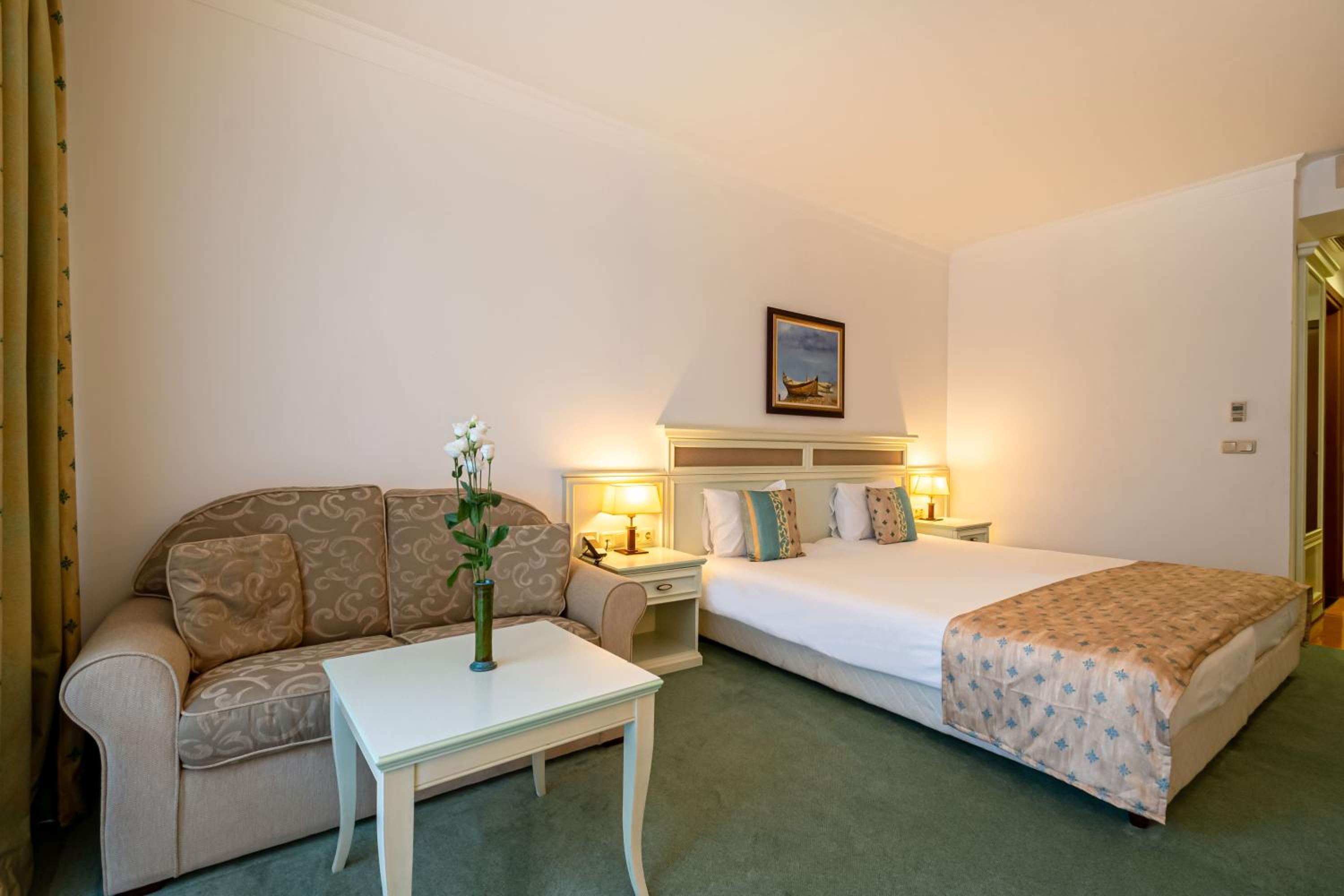 Double Room with Park View - Free Beach Access