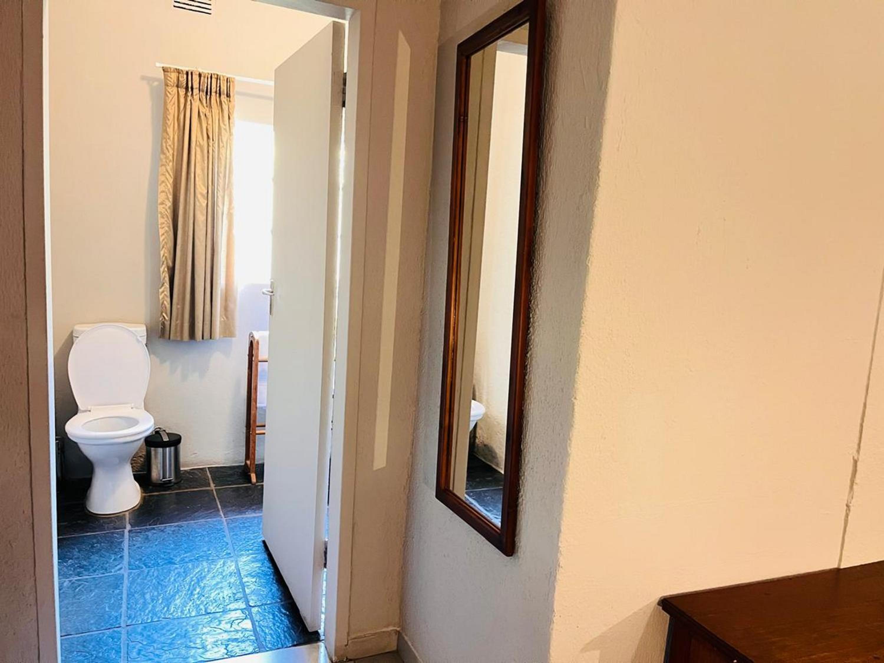 Basic Room - Photo 15